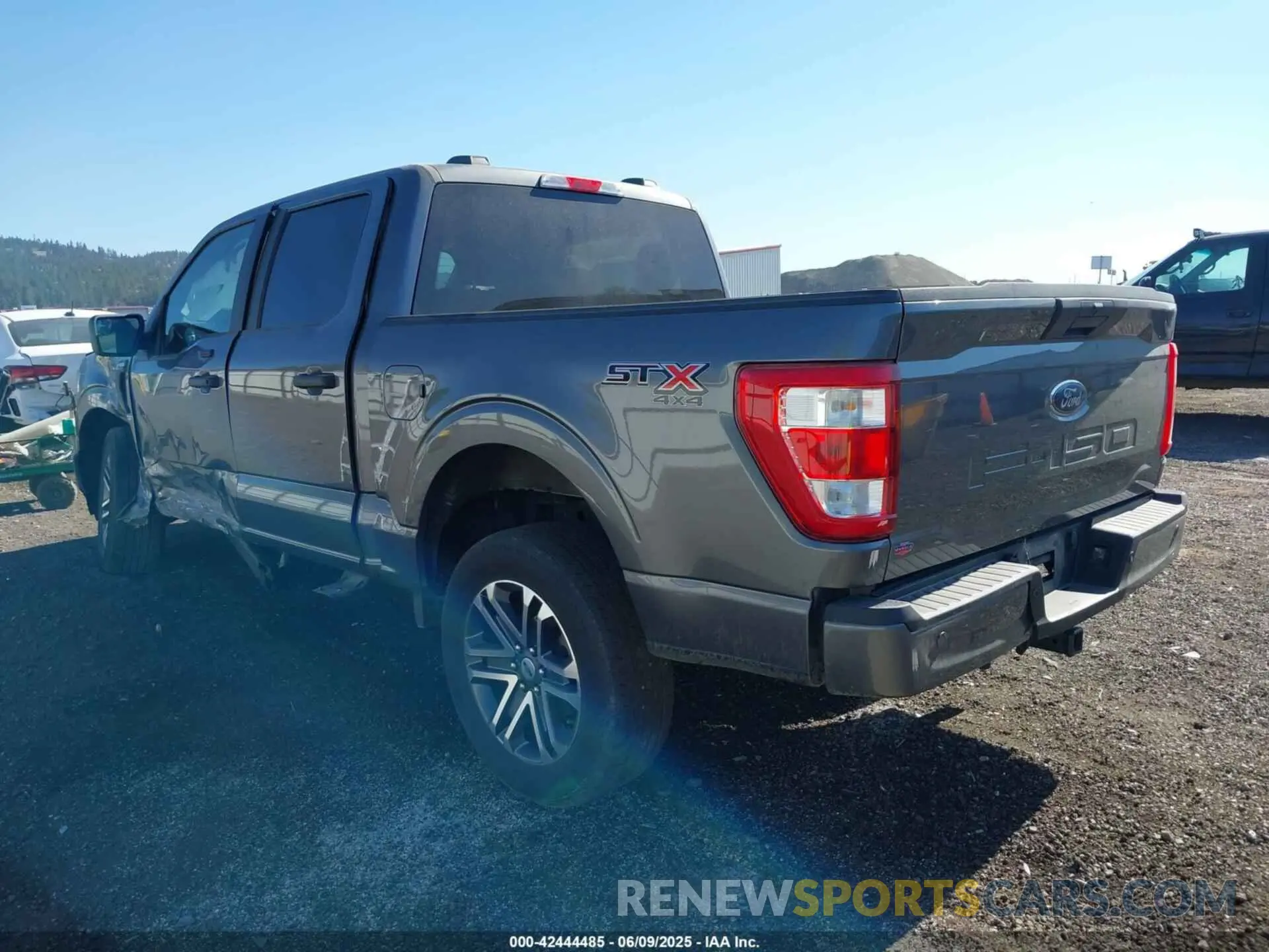 3 fotografías del automóvil dañado 1FTFW1E53MFB95002 FORD F-150 2021
