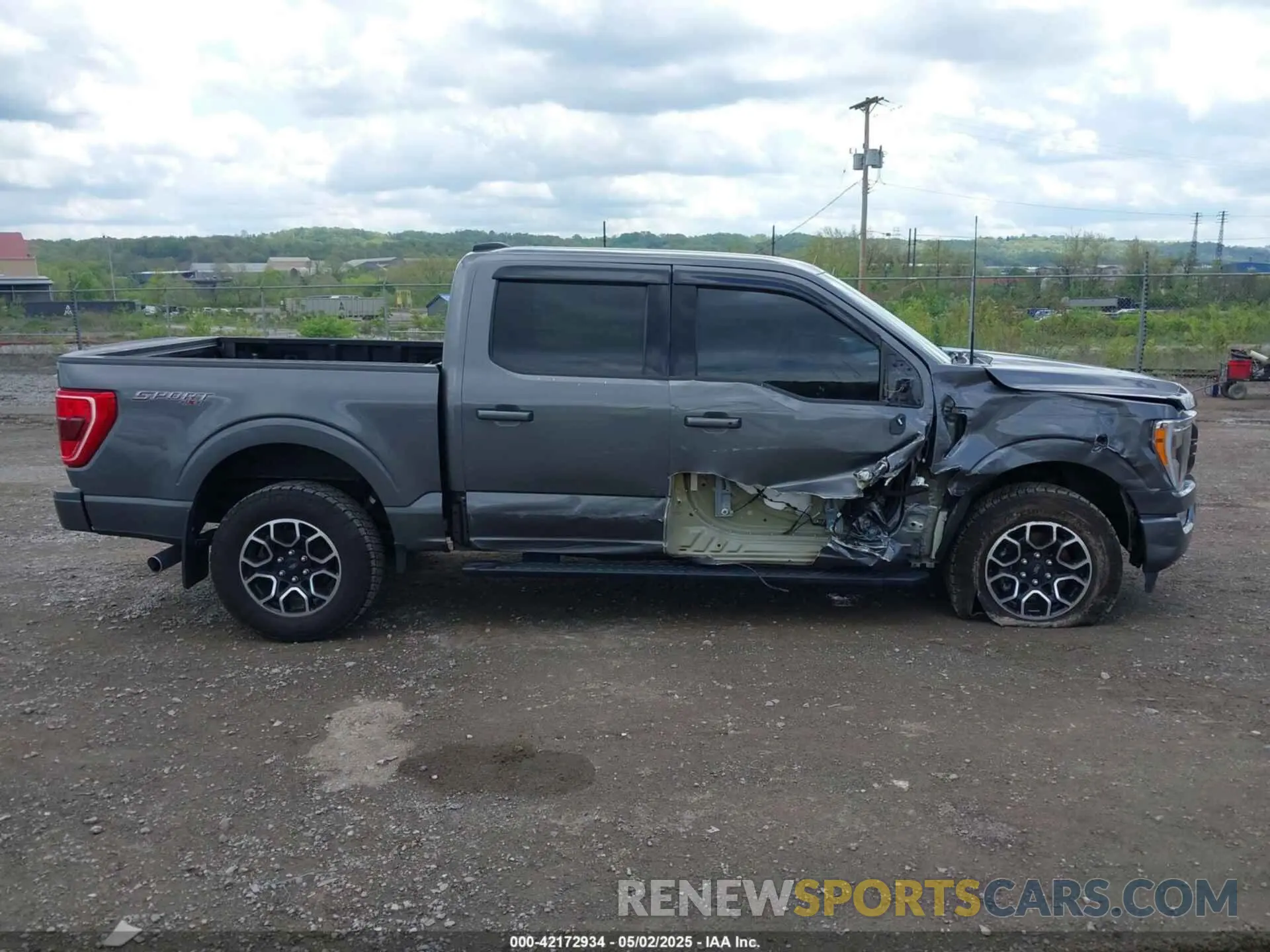14 fotografías del automóvil dañado 1FTFW1E56MKE74015 FORD F-150 2021
