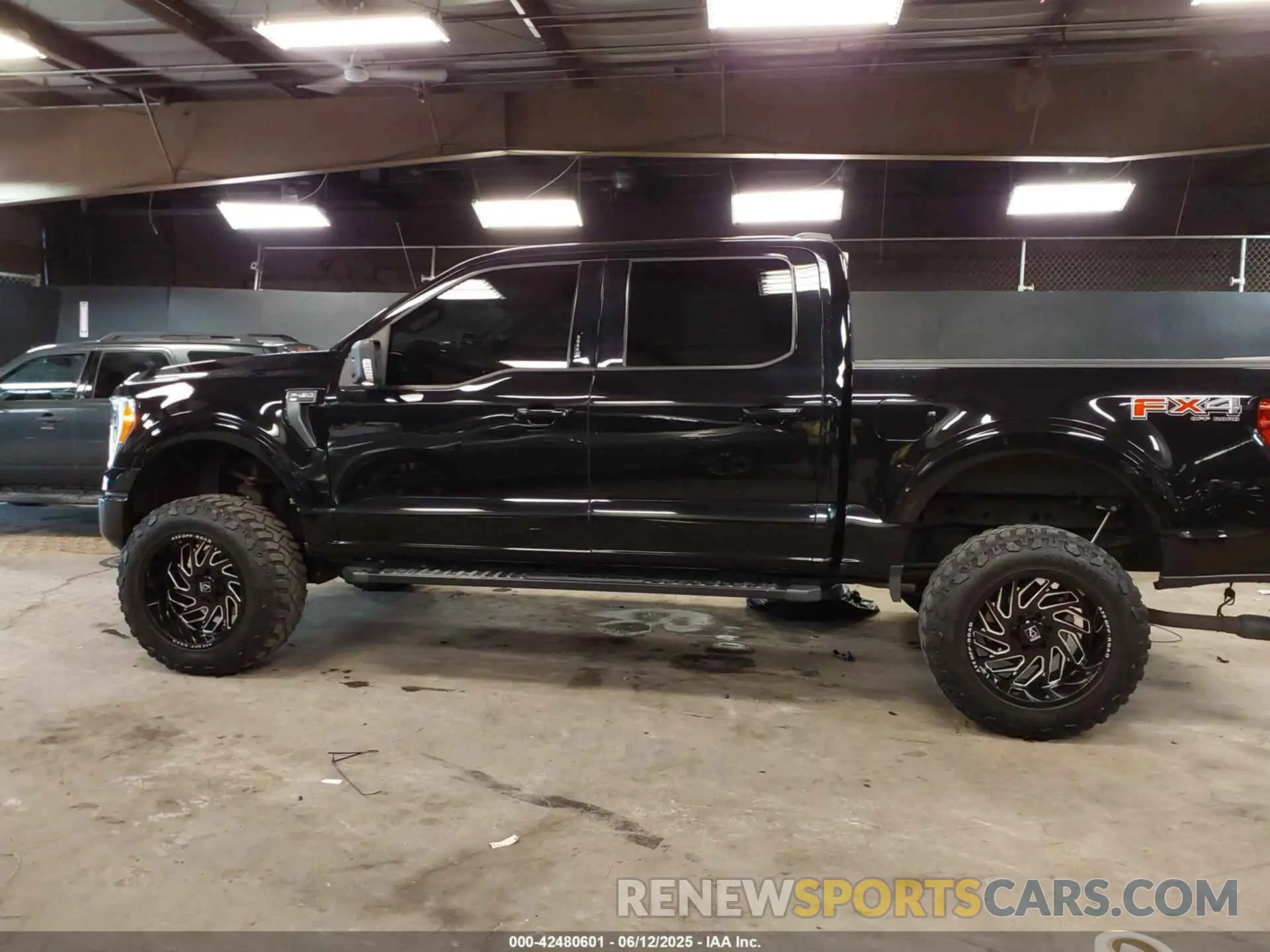 14 fotografías del automóvil dañado 1FTFW1E57MFA64154 FORD F-150 2021