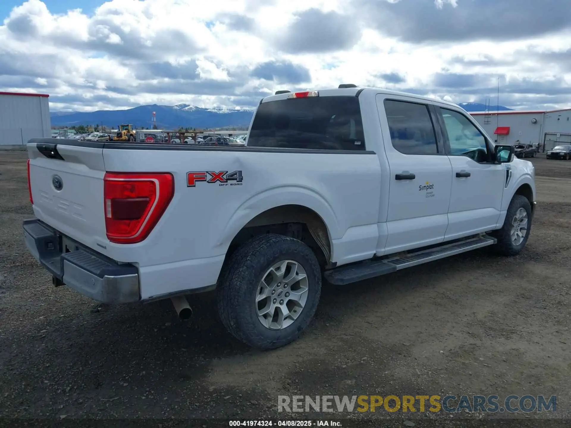 4 fotografías del automóvil dañado 1FTFW1E82MFB31401 FORD F-150 2021