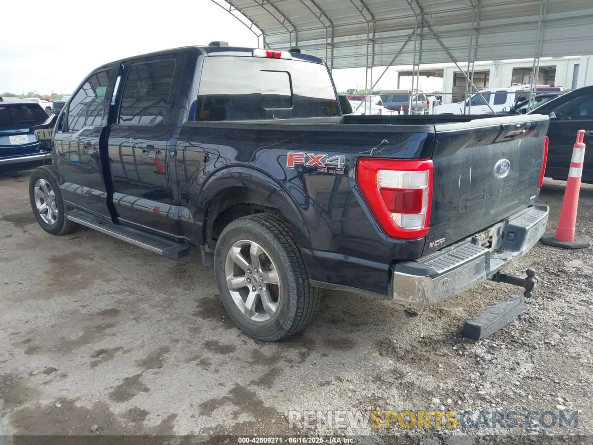 3 fotografías del automóvil dañado 1FTFW1E83MFA25166 FORD F-150 2021