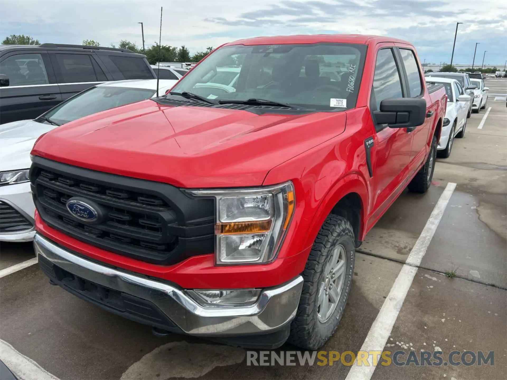 12 fotografías del automóvil dañado 1FTFW1E84MKE96198 FORD F-150 2021