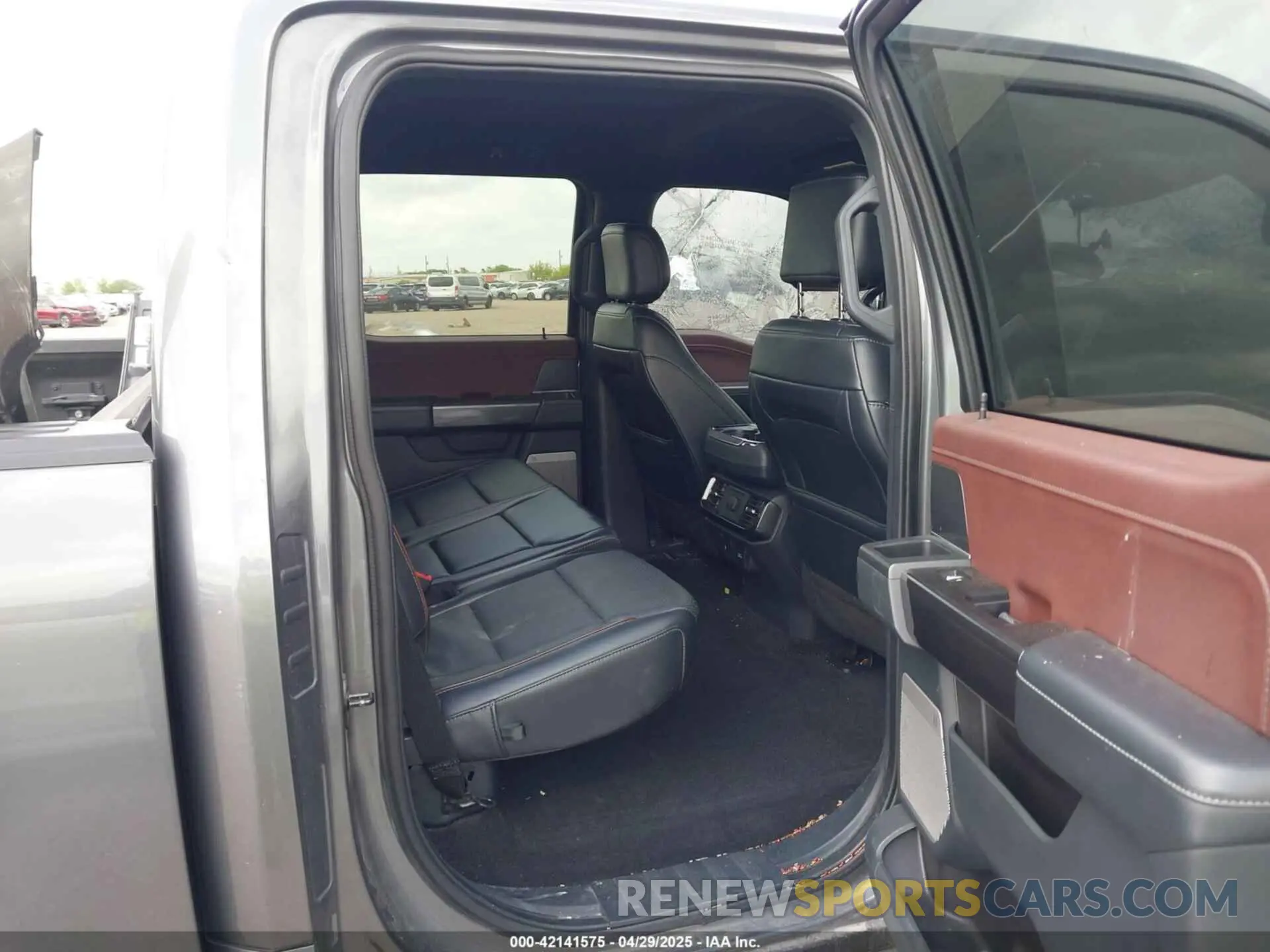 8 fotografías del automóvil dañado 1FTFW1E85MKE04547 FORD F-150 2021
