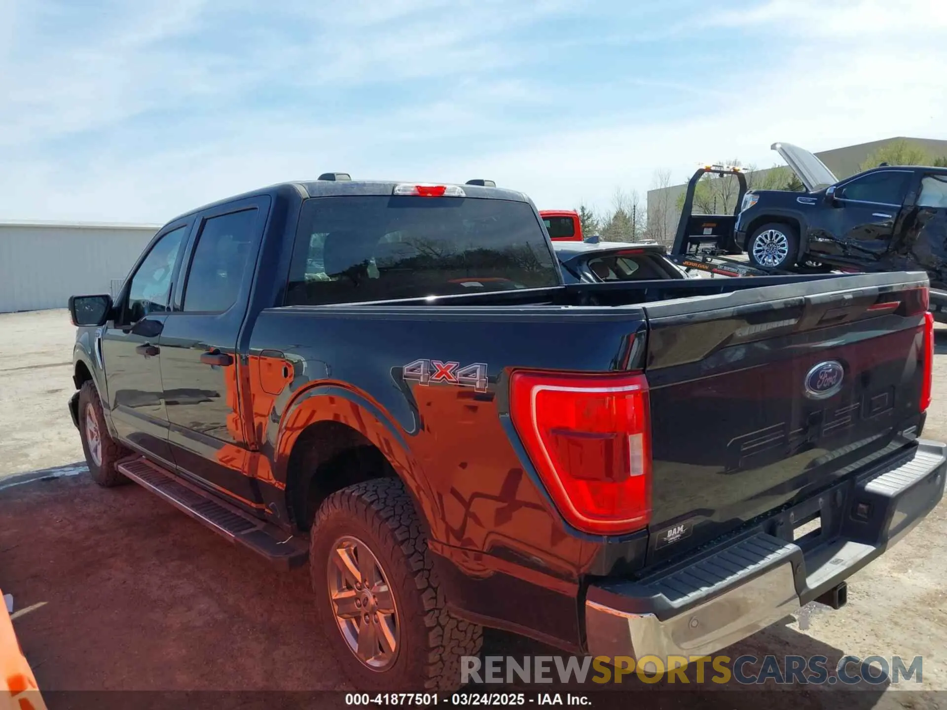 15 fotografías del automóvil dañado 1FTFW1E86MFB31305 FORD F-150 2021