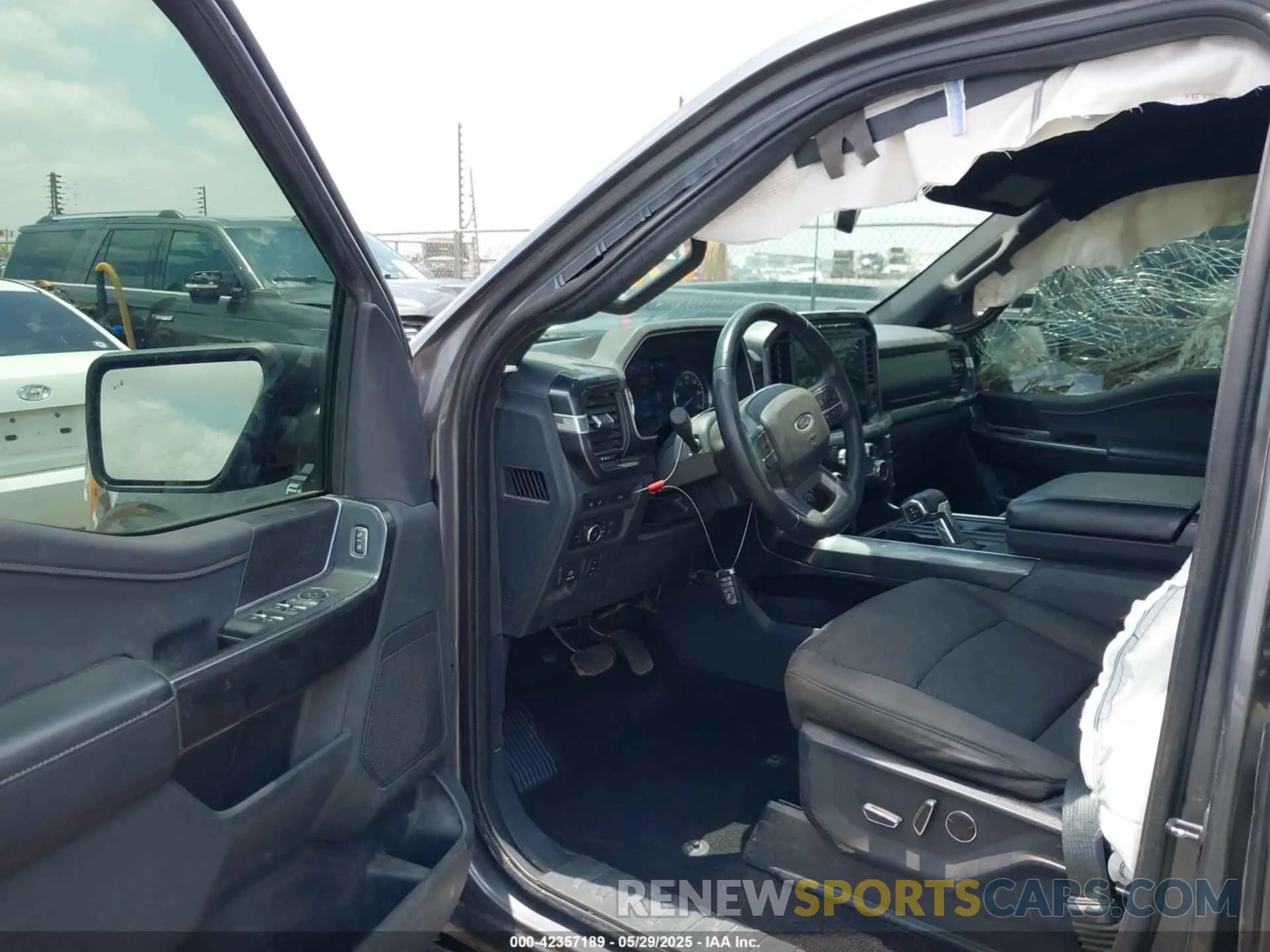 5 fotografías del automóvil dañado 1FTFW1E88MFB78075 FORD F-150 2021