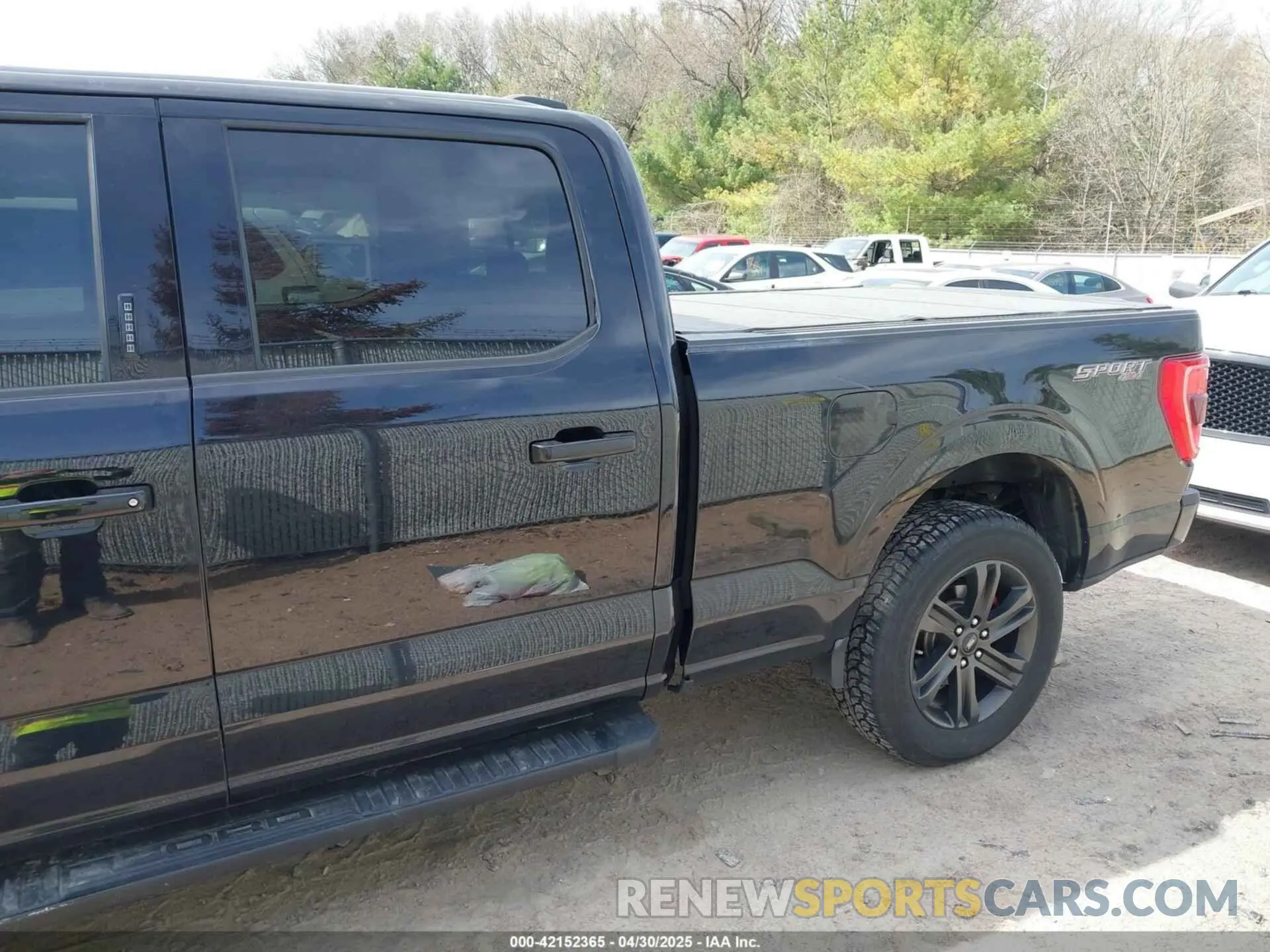 14 fotografías del automóvil dañado 1FTFW1E8XMFA17856 FORD F-150 2021