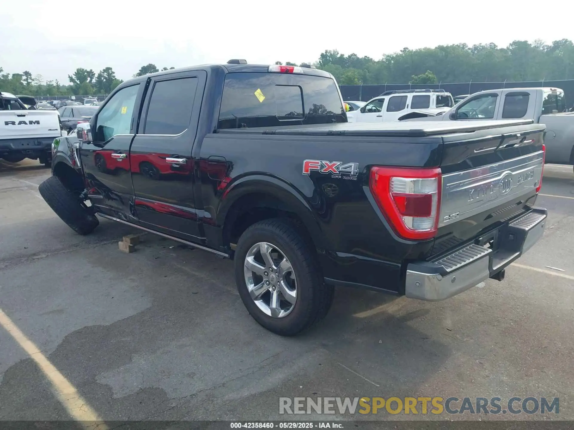 3 fotografías del automóvil dañado 1FTFW1ED1MFC39618 FORD F-150 2021