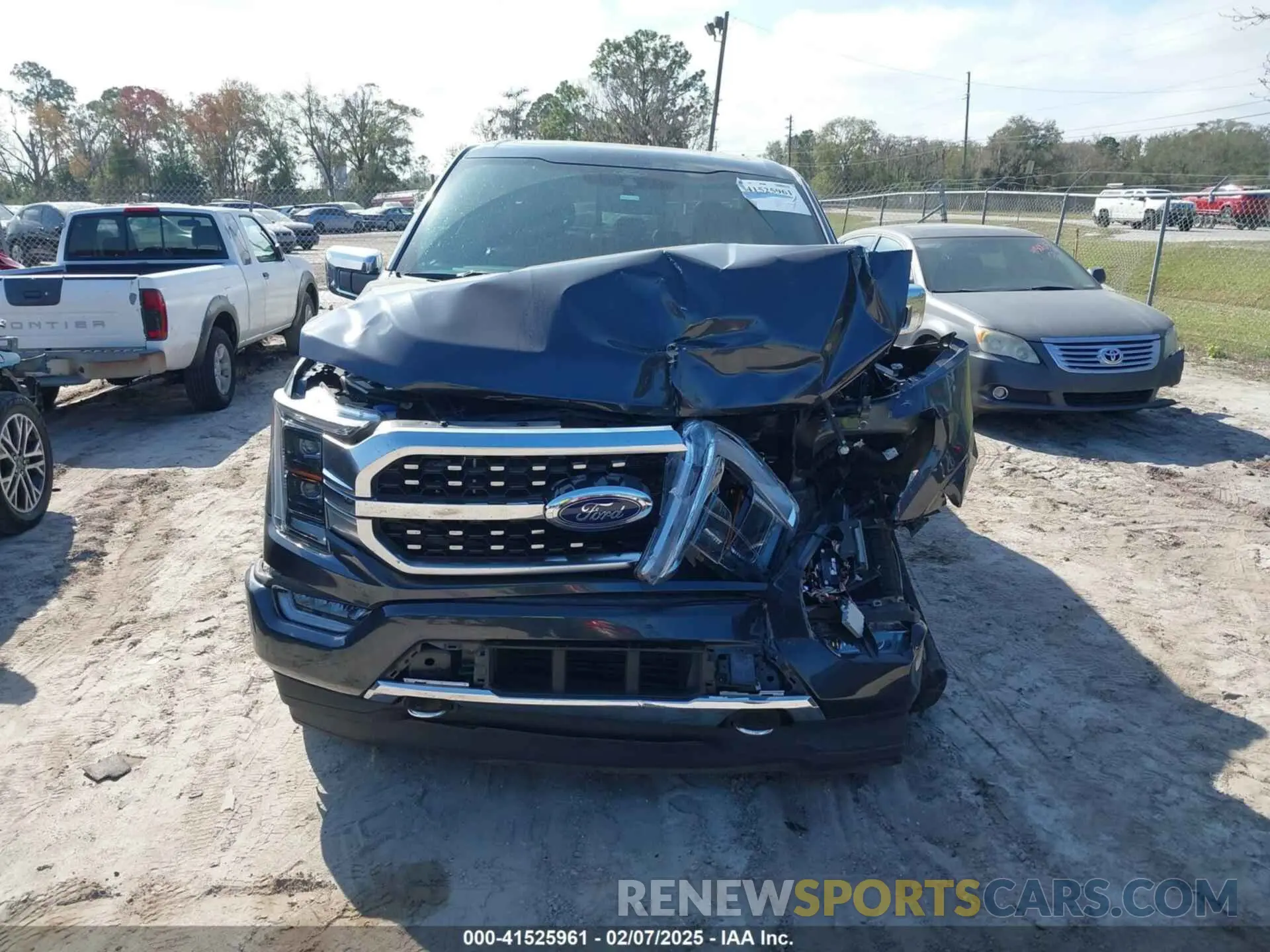 12 fotografías del automóvil dañado 1FTFW1ED3MFC11724 FORD F-150 2021