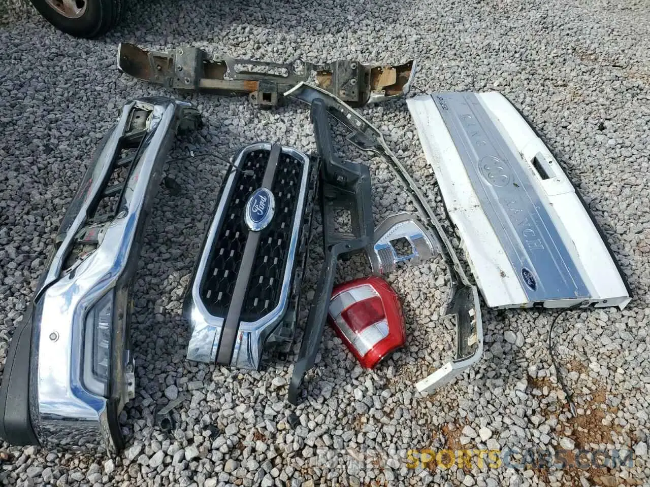14 fotografías del automóvil dañado 1FTFW1ED4MFB84601 FORD F-150 2021