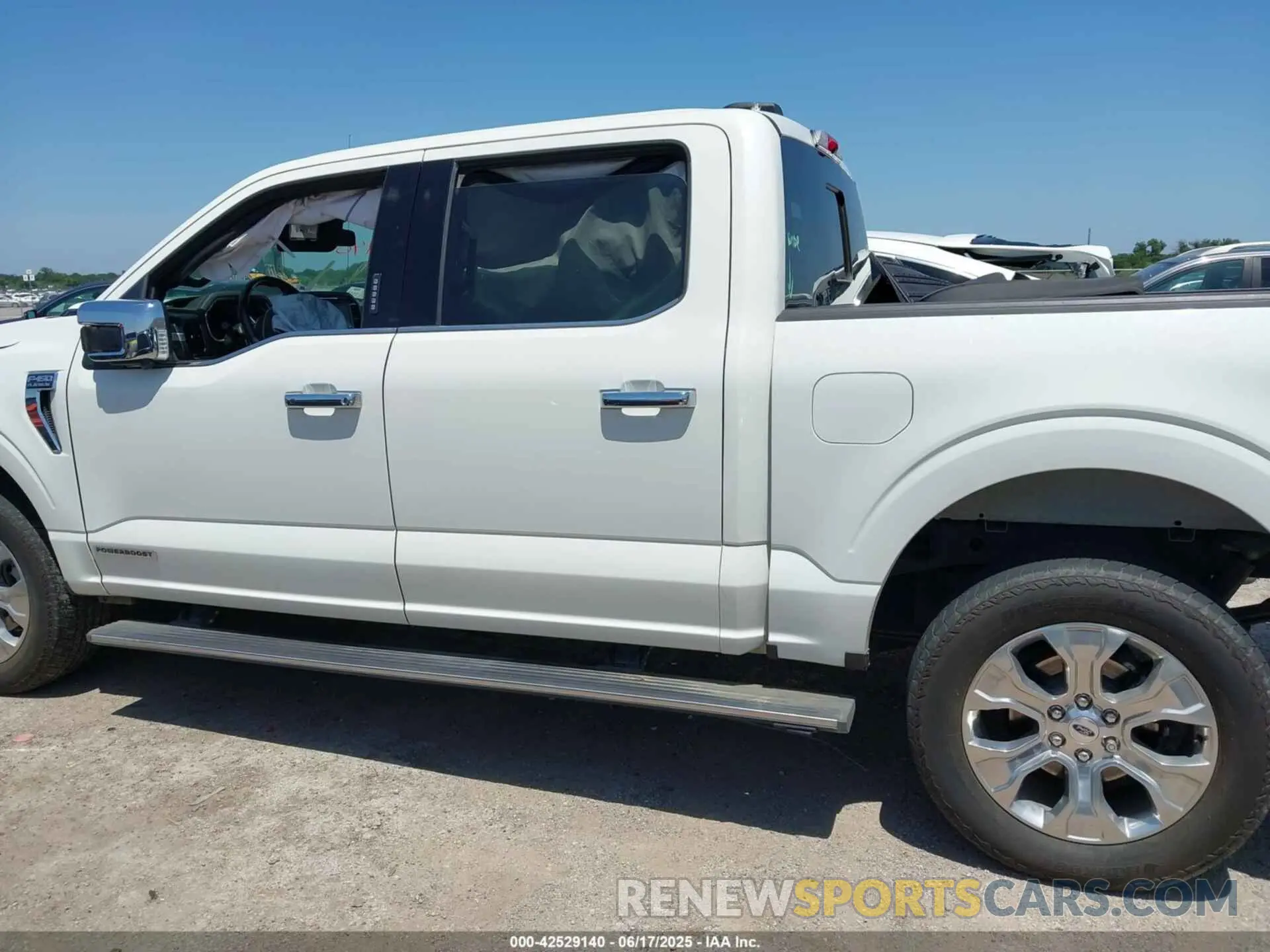 14 fotografías del automóvil dañado 1FTFW1ED8MFB12820 FORD F-150 2021