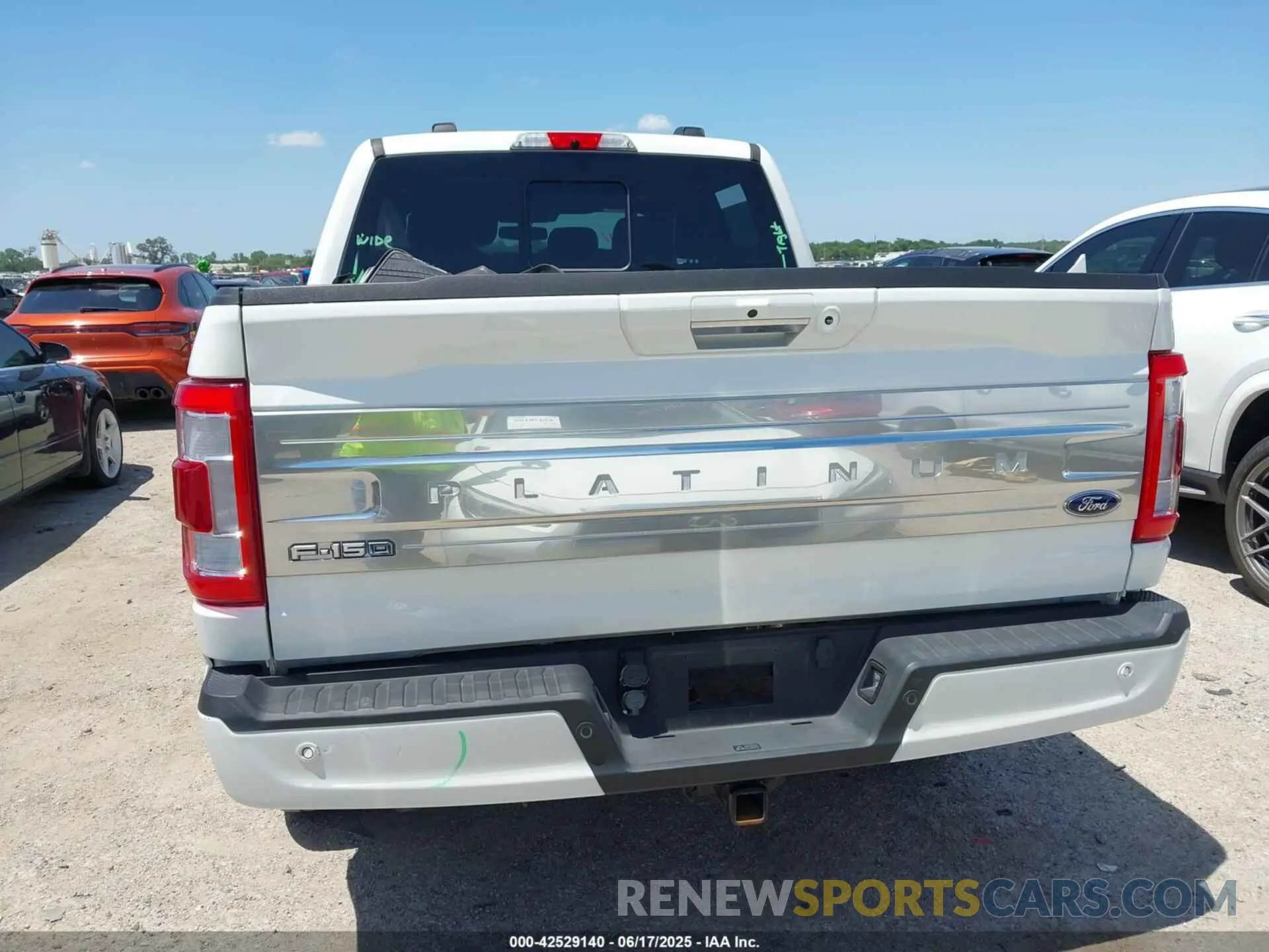16 fotografías del automóvil dañado 1FTFW1ED8MFB12820 FORD F-150 2021
