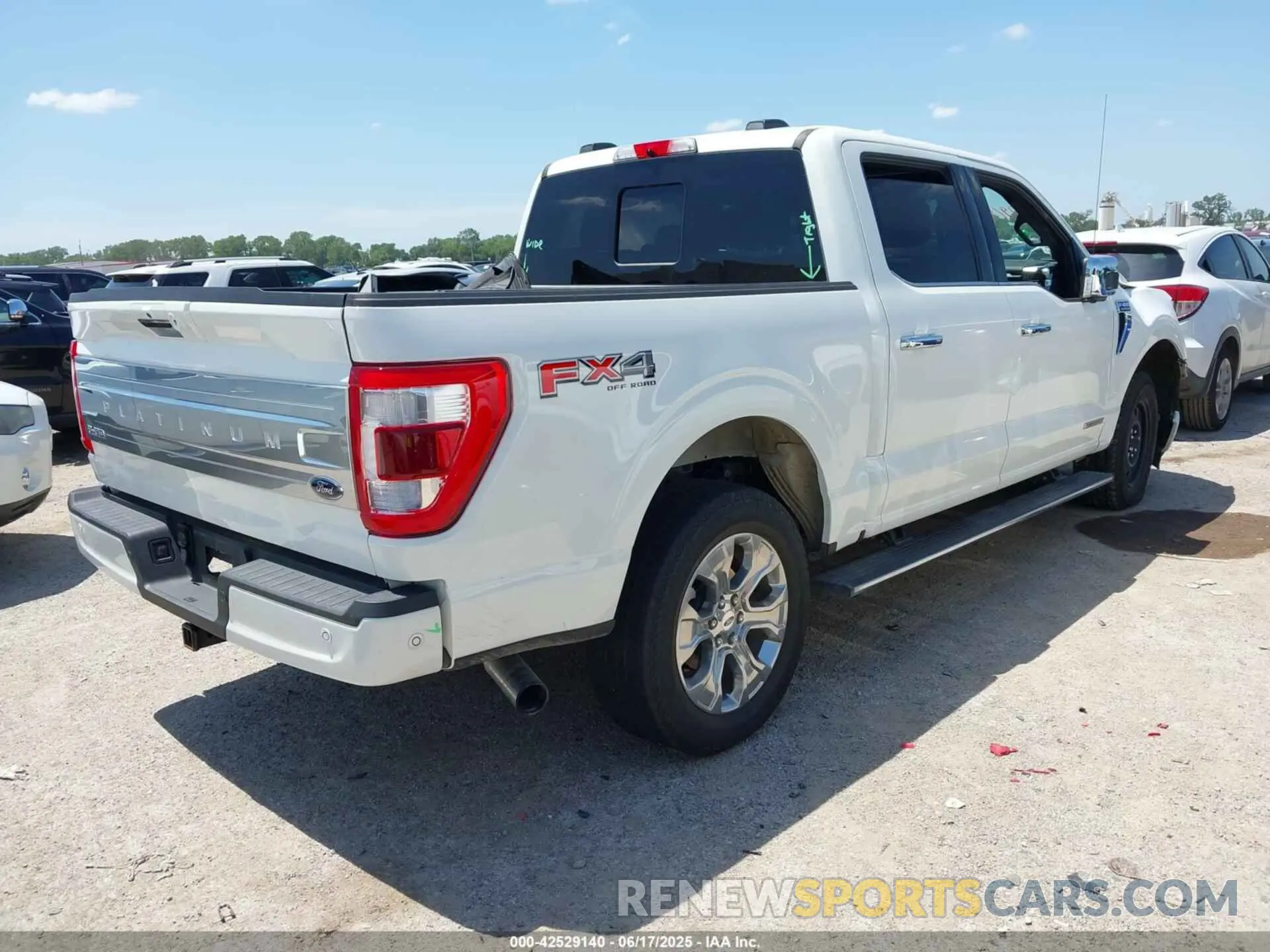 4 fotografías del automóvil dañado 1FTFW1ED8MFB12820 FORD F-150 2021