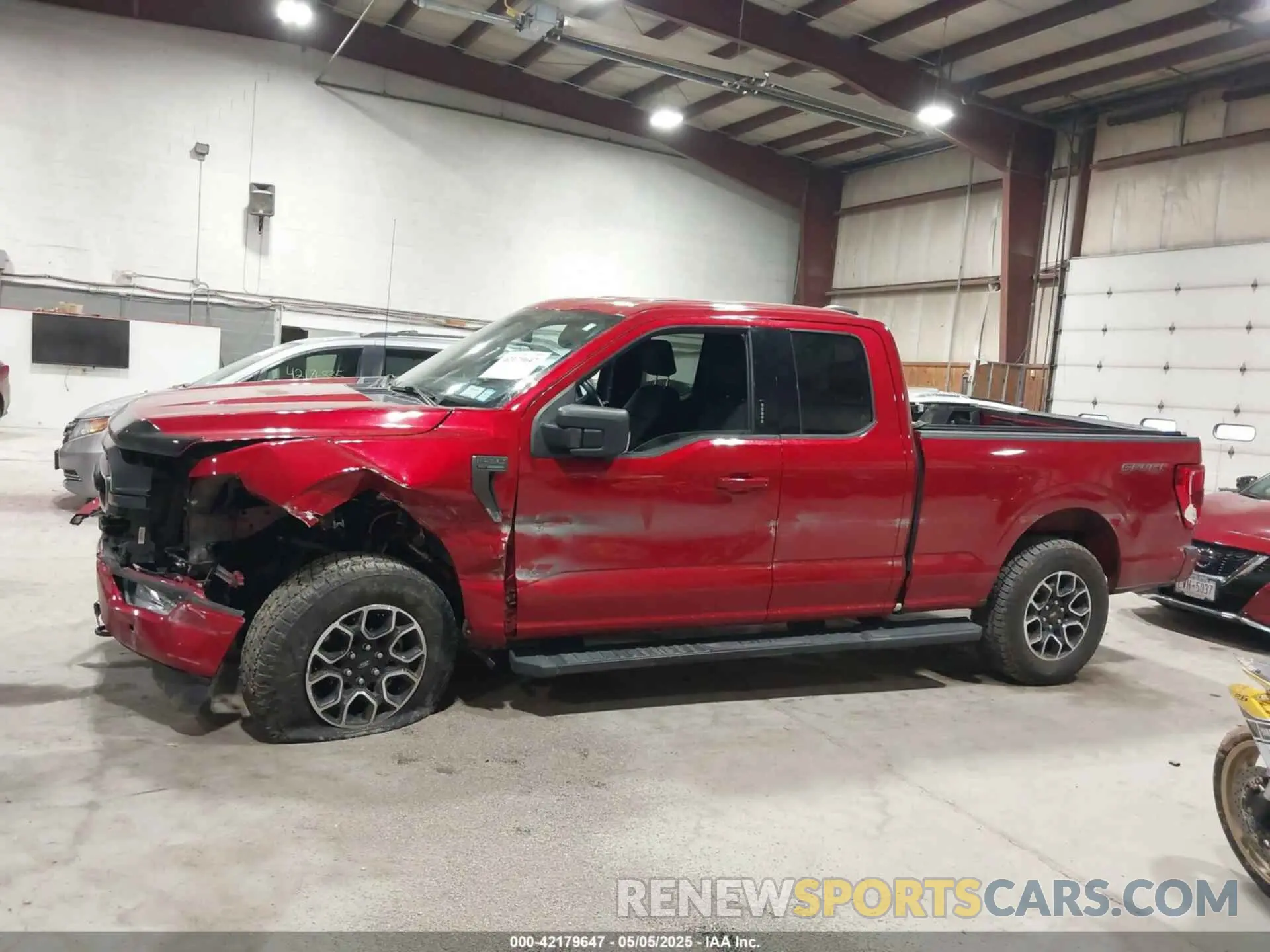15 fotografías del automóvil dañado 1FTFX1E55MFA44207 FORD F-150 2021