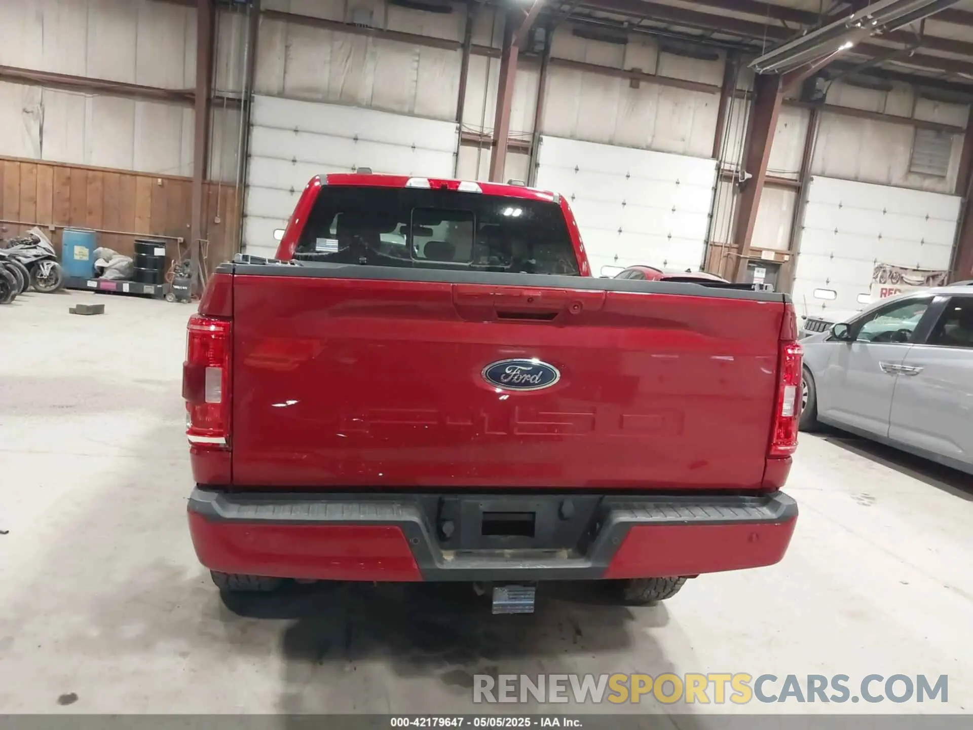 17 fotografías del automóvil dañado 1FTFX1E55MFA44207 FORD F-150 2021