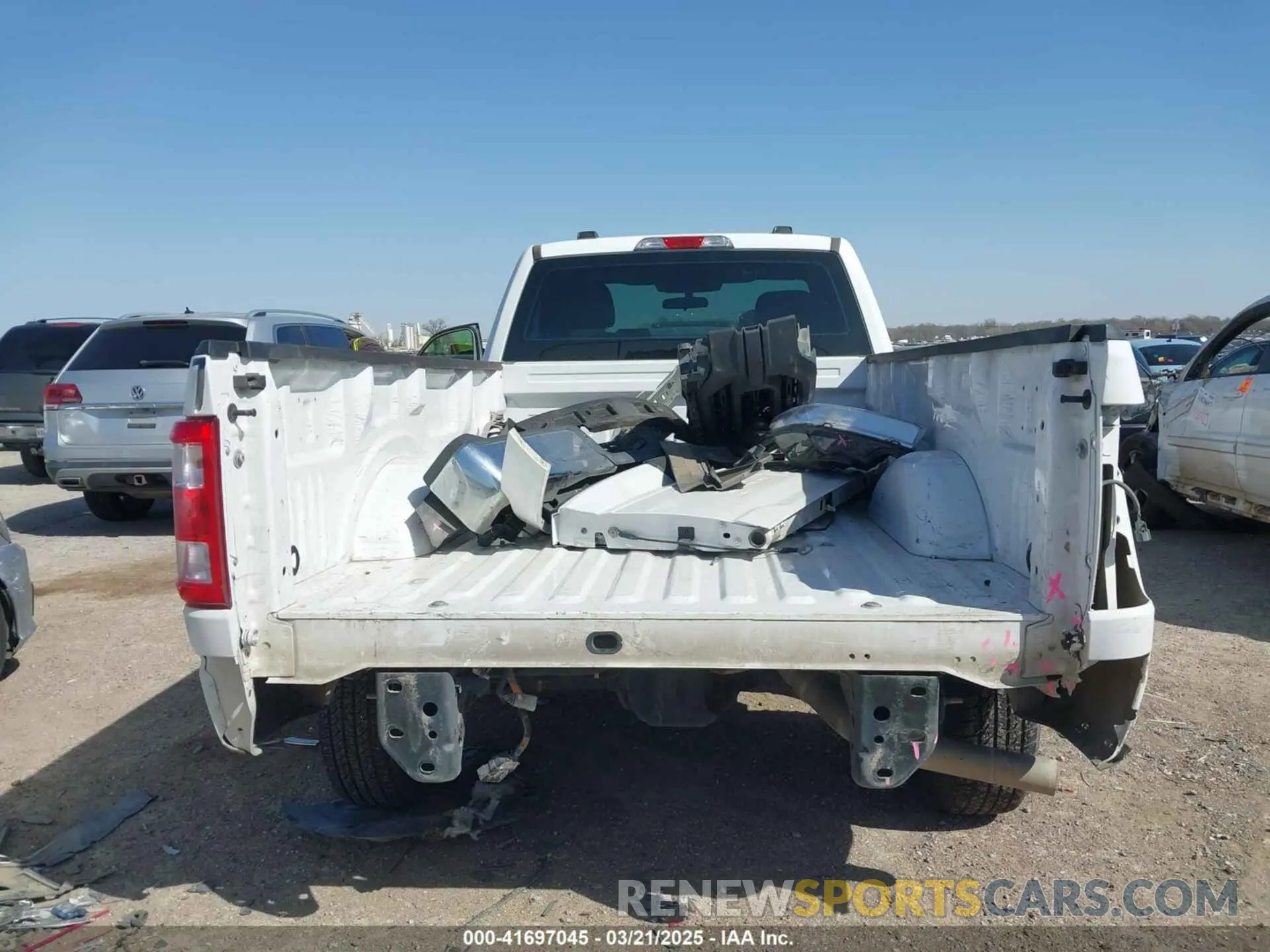 8 fotografías del automóvil dañado 1FTMF1C54MKE87761 FORD F-150 2021