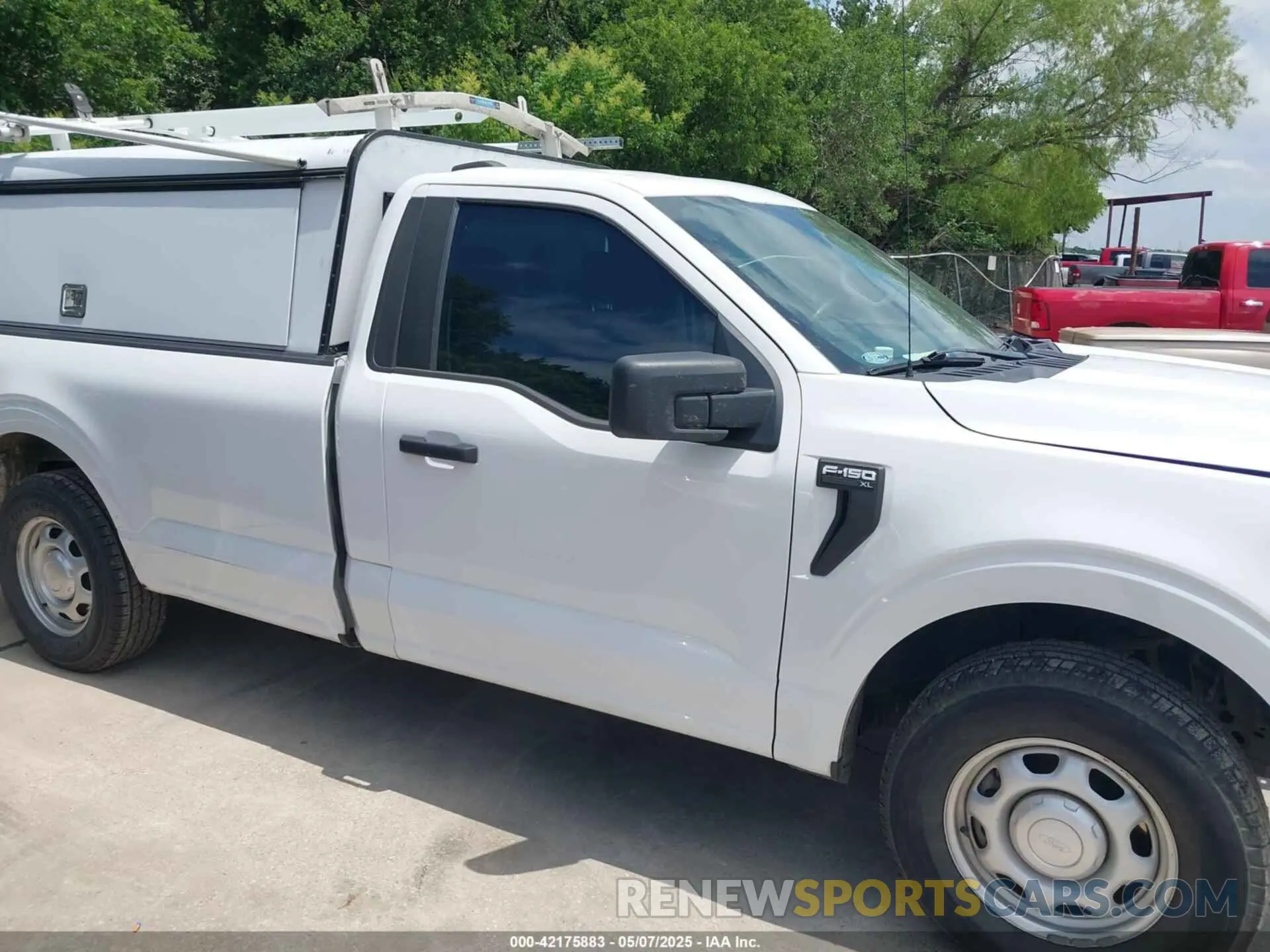 14 fotografías del automóvil dañado 1FTMF1CB2MKD85770 FORD F-150 2021