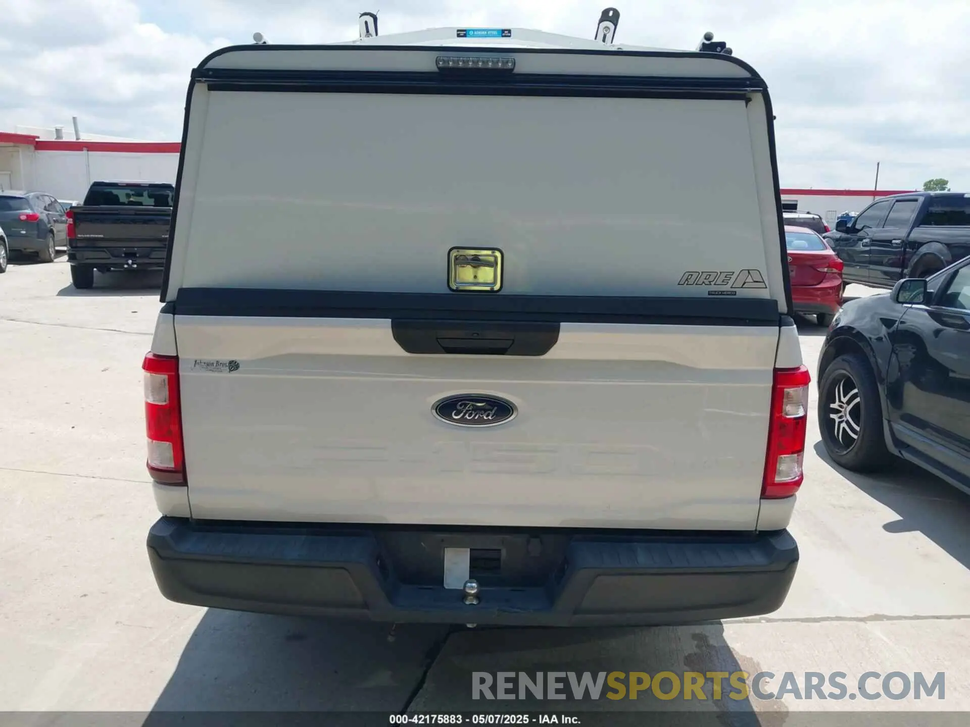 17 fotografías del automóvil dañado 1FTMF1CB2MKD85770 FORD F-150 2021