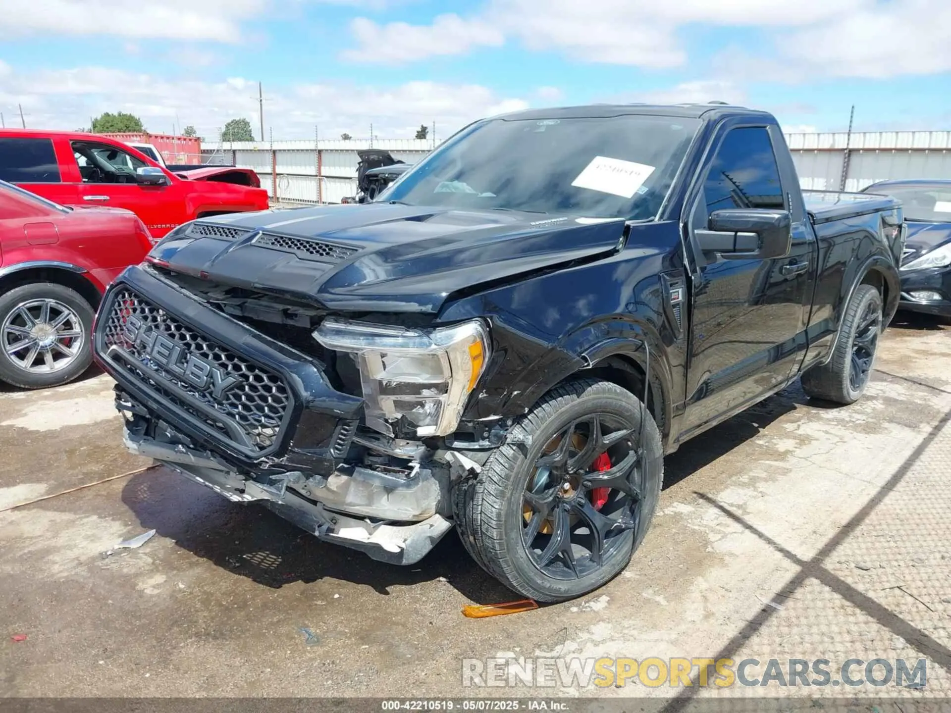 2 fotografías del automóvil dañado 1FTMF1E58MKE77554 FORD F-150 2021