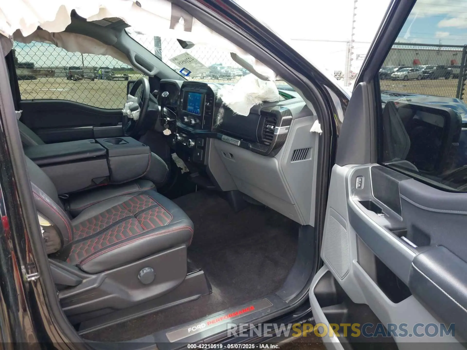 5 fotografías del automóvil dañado 1FTMF1E58MKE77554 FORD F-150 2021