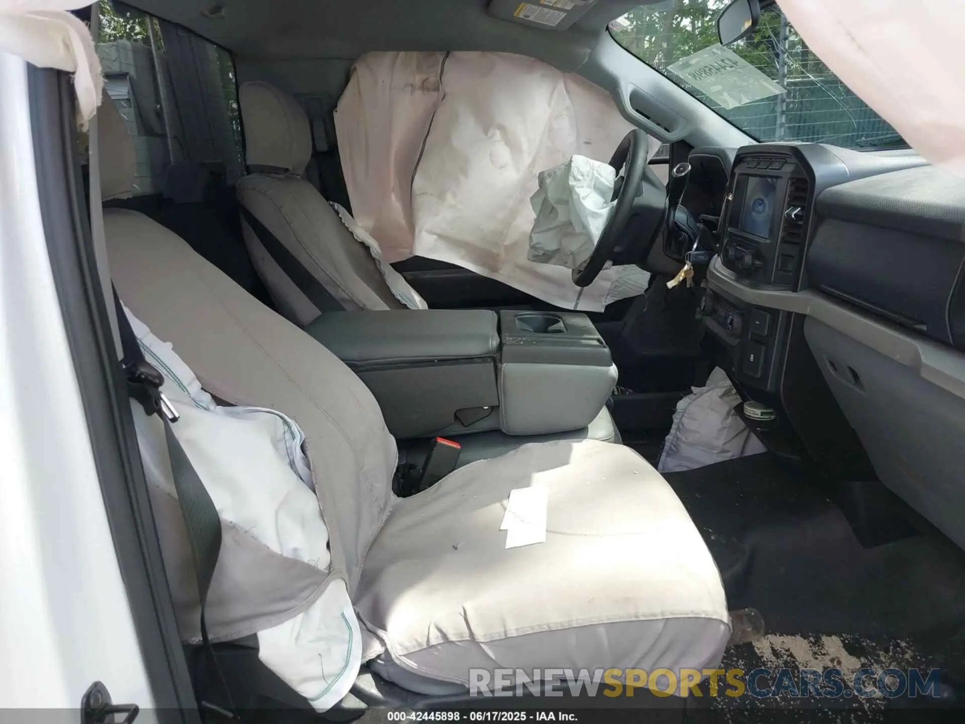 5 fotografías del automóvil dañado 1FTMF1E5XMKE21132 FORD F-150 2021