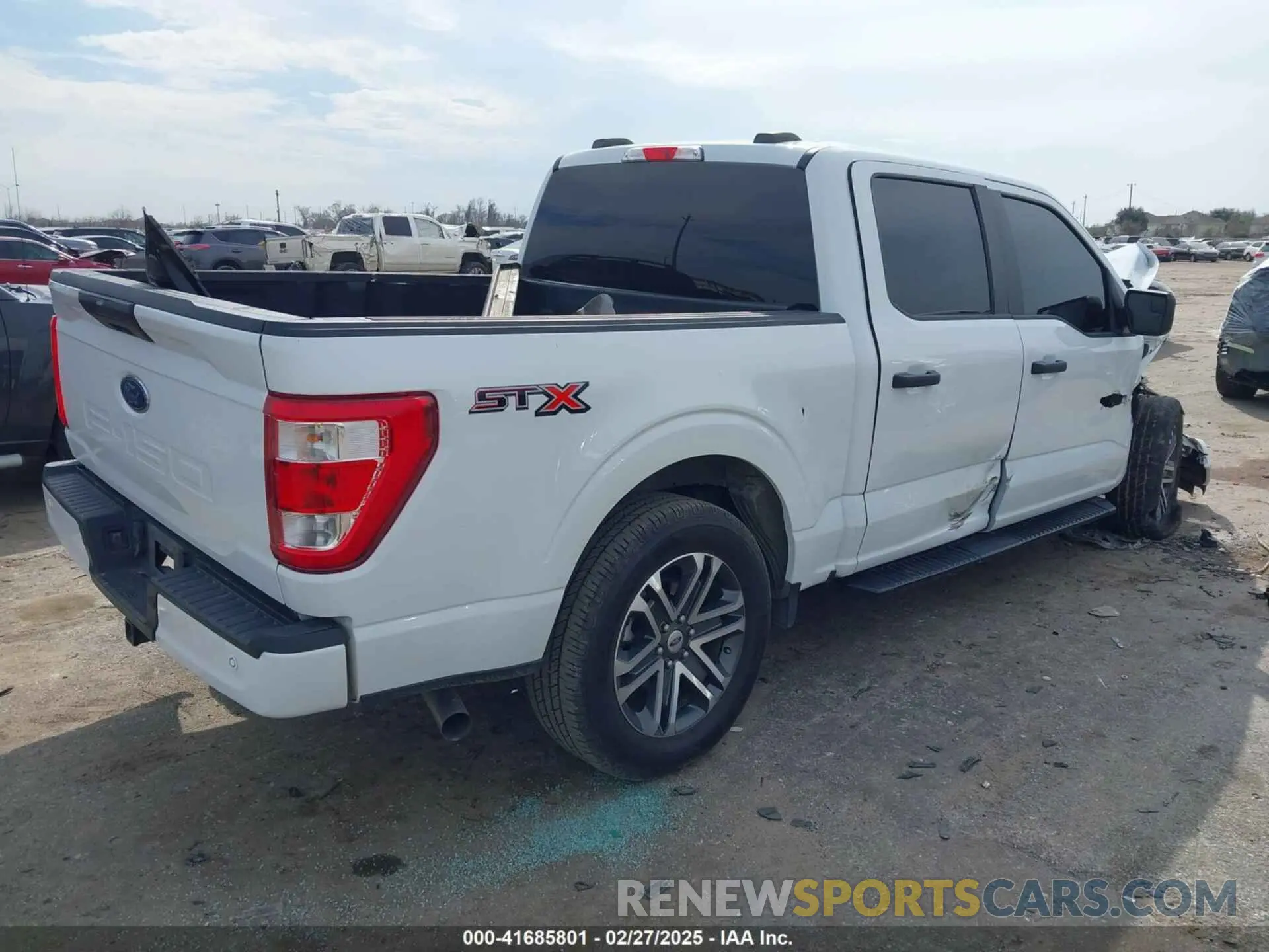 4 fotografías del automóvil dañado 1FTEW1C59NFA19555 FORD F-150 2022
