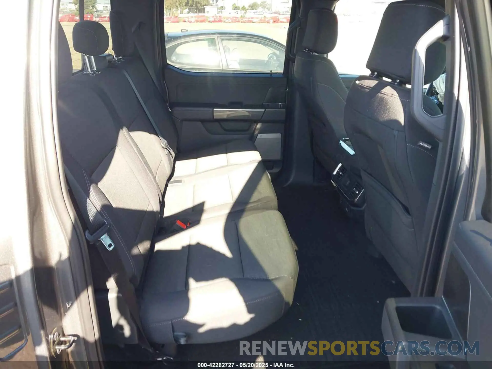 8 fotografías del automóvil dañado 1FTEW1C85NKE92726 FORD F-150 2022