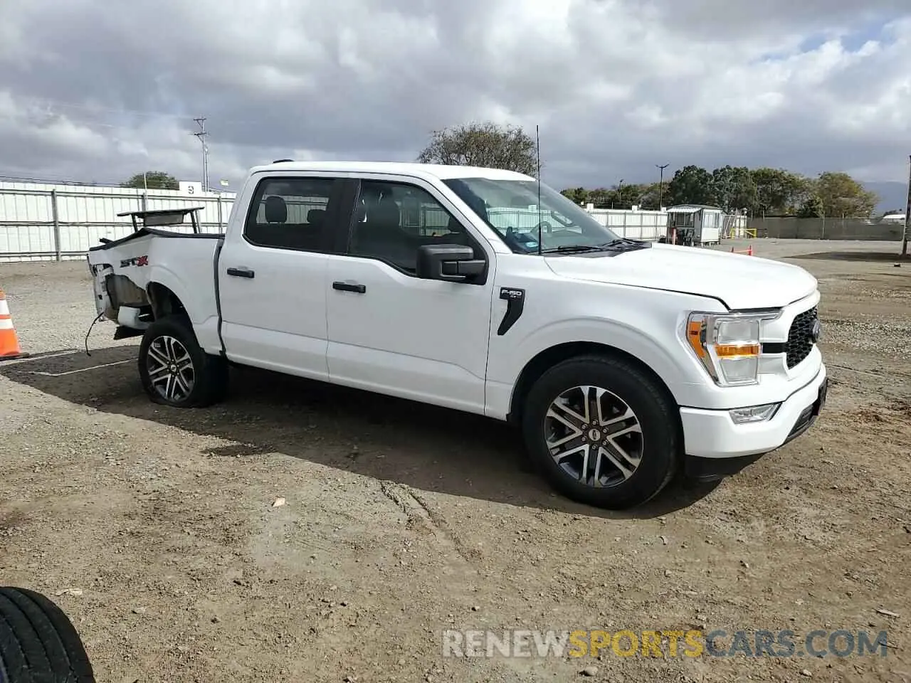 4 fotografías del automóvil dañado 1FTEW1CP0NKD41297 FORD F-150 2022