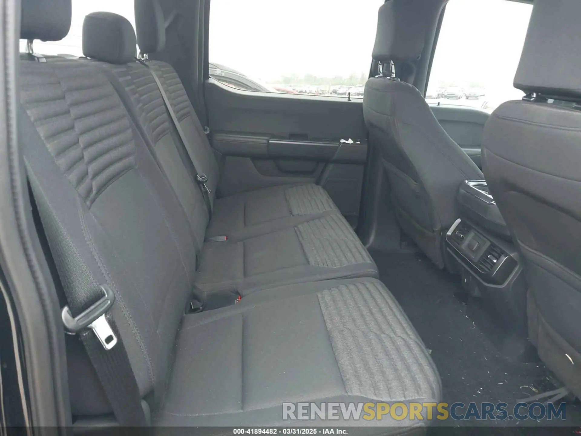 8 fotografías del automóvil dañado 1FTEW1CP2NFA10391 FORD F-150 2022