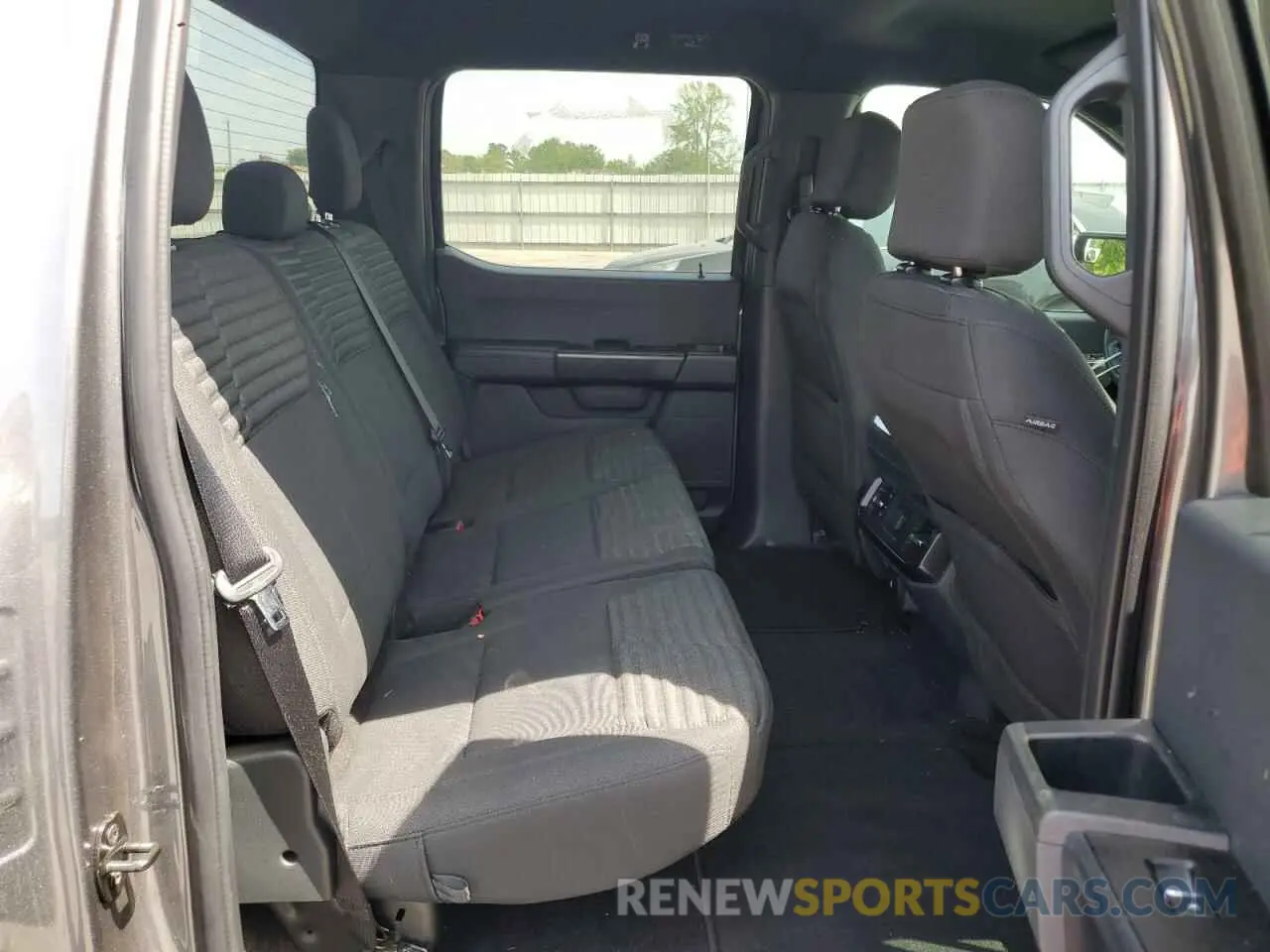 10 fotografías del automóvil dañado 1FTEW1CP2NFC45745 FORD F-150 2022
