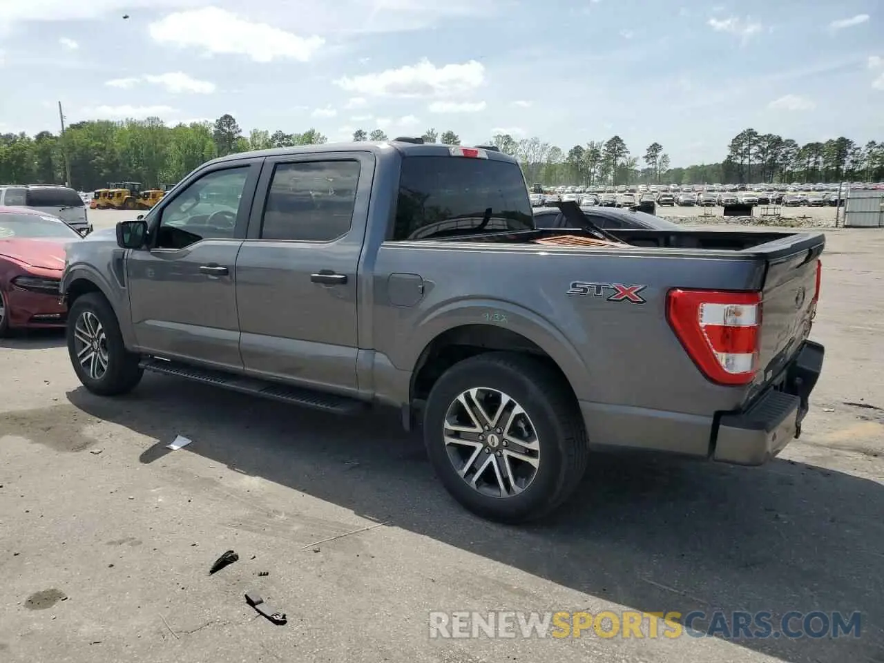 2 fotografías del automóvil dañado 1FTEW1CP2NFC45745 FORD F-150 2022