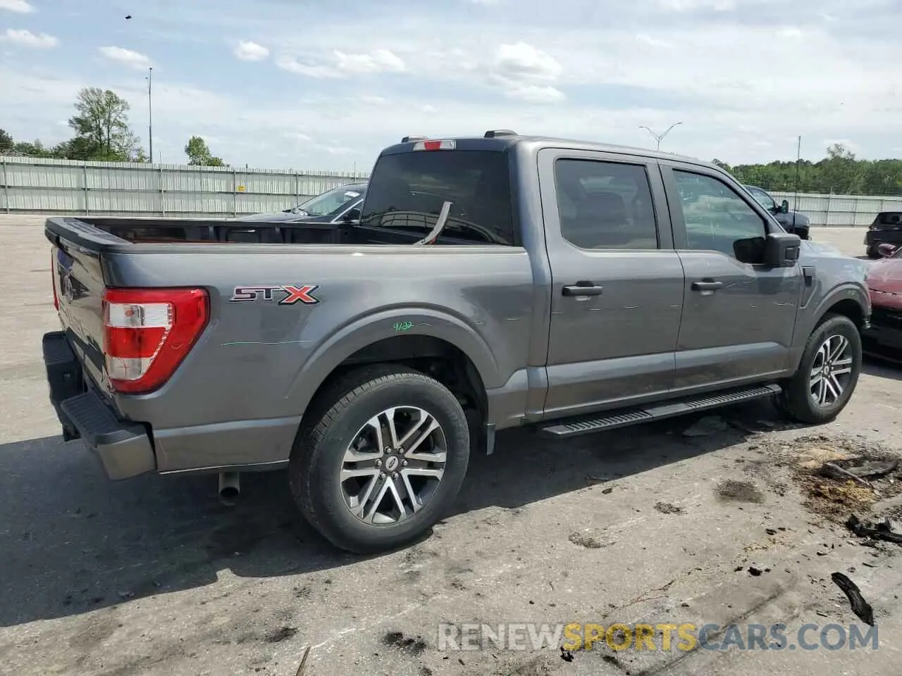 3 fotografías del automóvil dañado 1FTEW1CP2NFC45745 FORD F-150 2022