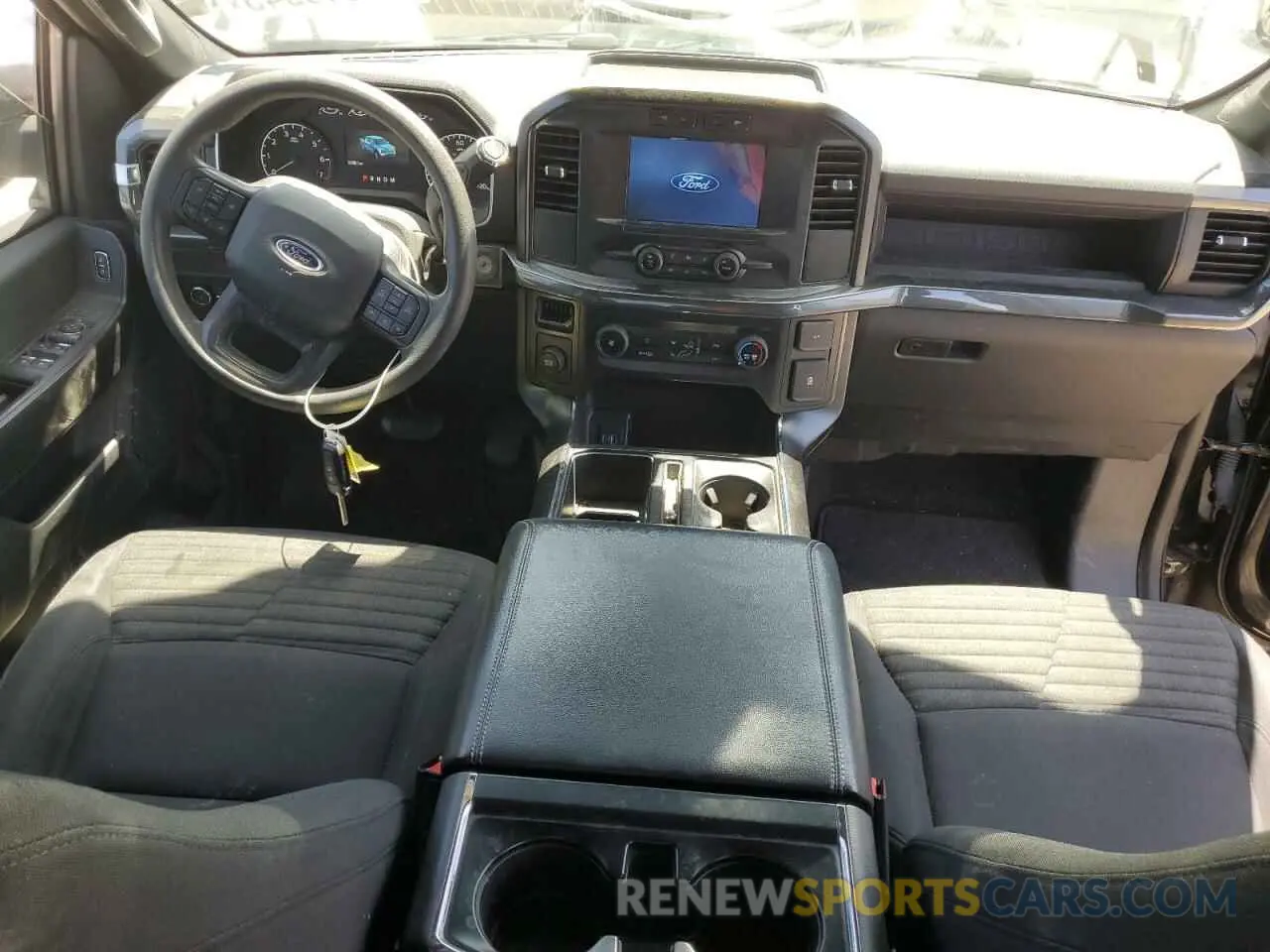 8 fotografías del automóvil dañado 1FTEW1CP5NKD37004 FORD F-150 2022