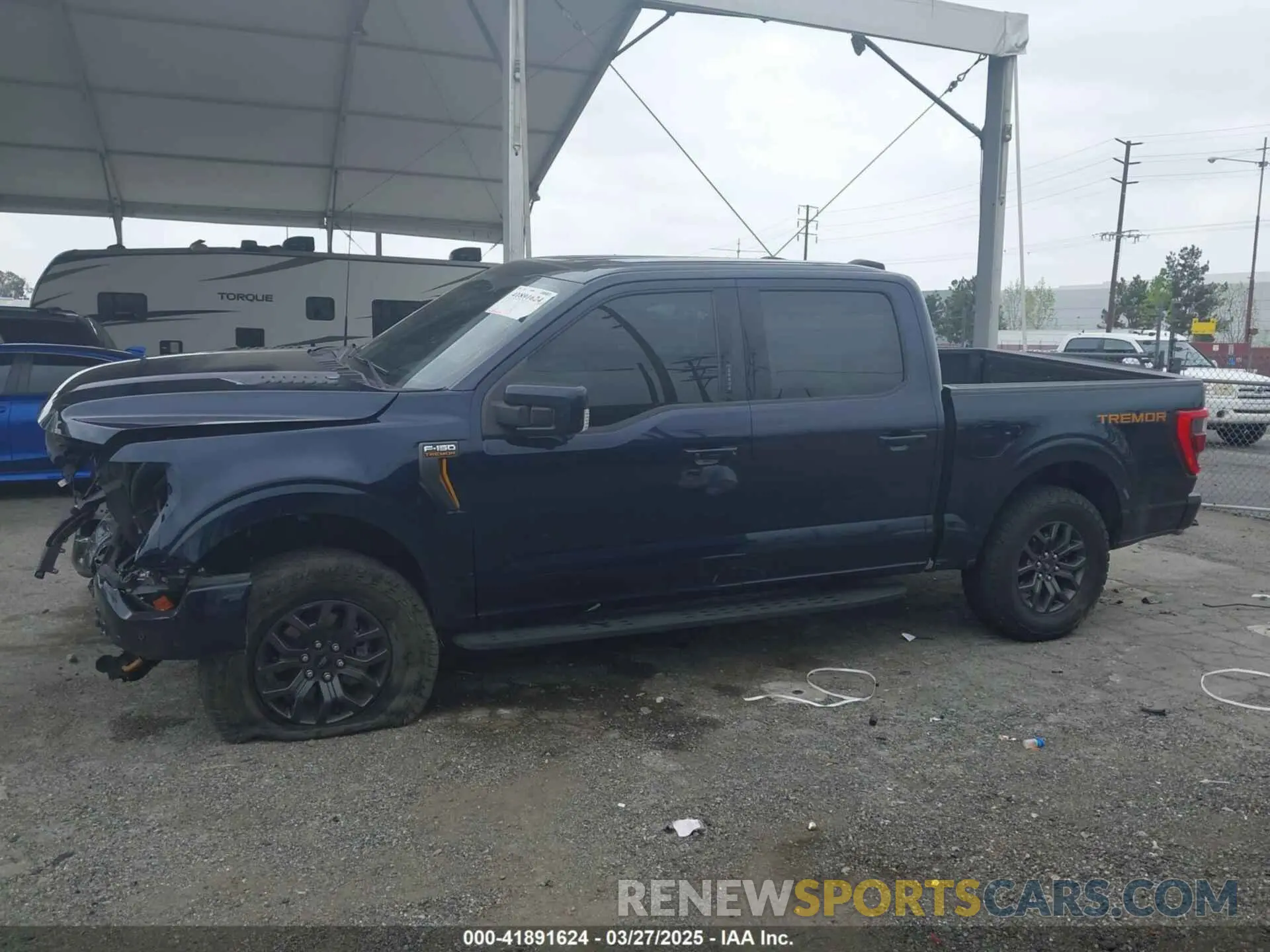 15 fotografías del automóvil dañado 1FTEW1E80NFB07689 FORD F-150 2022