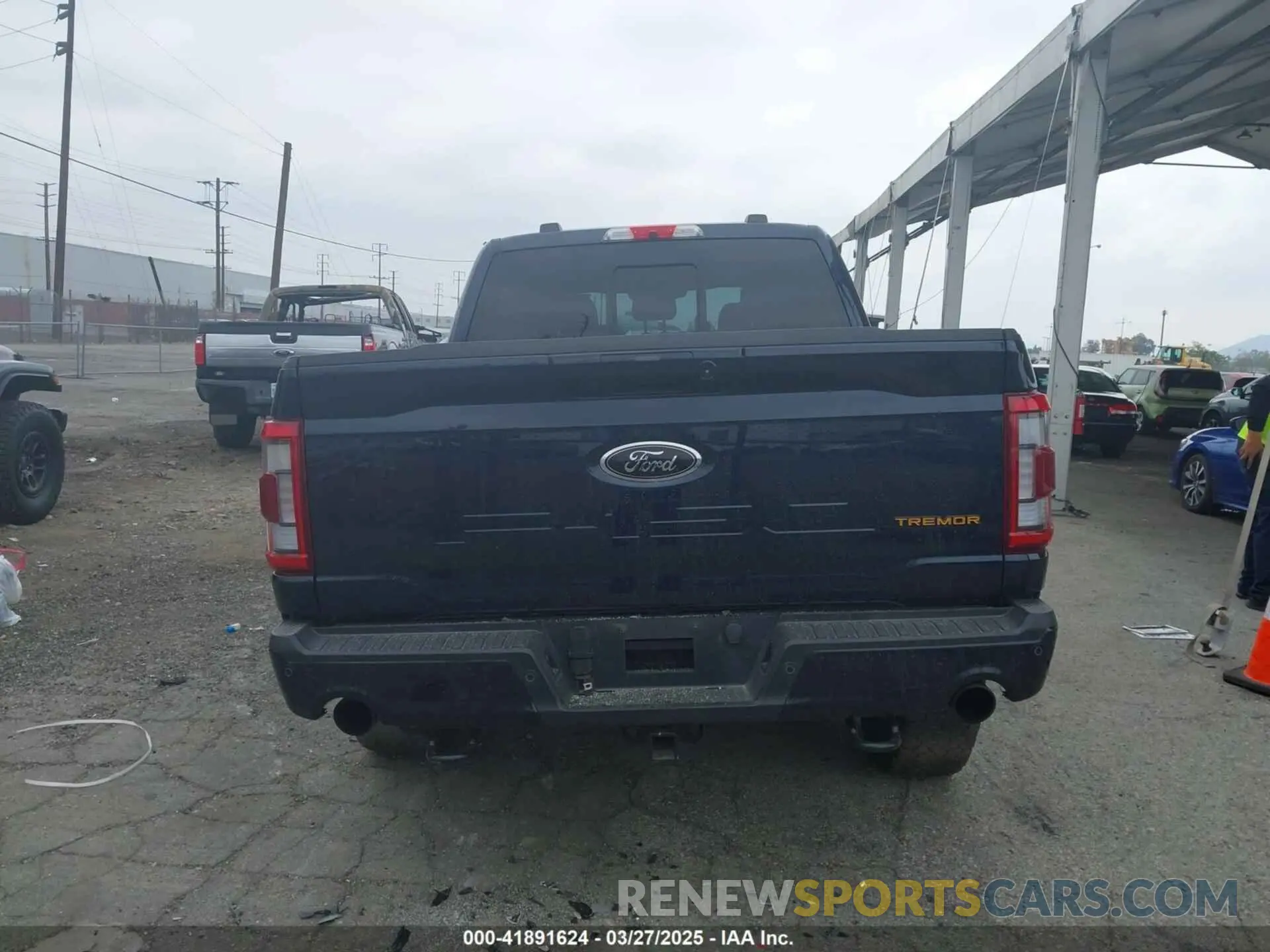 17 fotografías del automóvil dañado 1FTEW1E80NFB07689 FORD F-150 2022