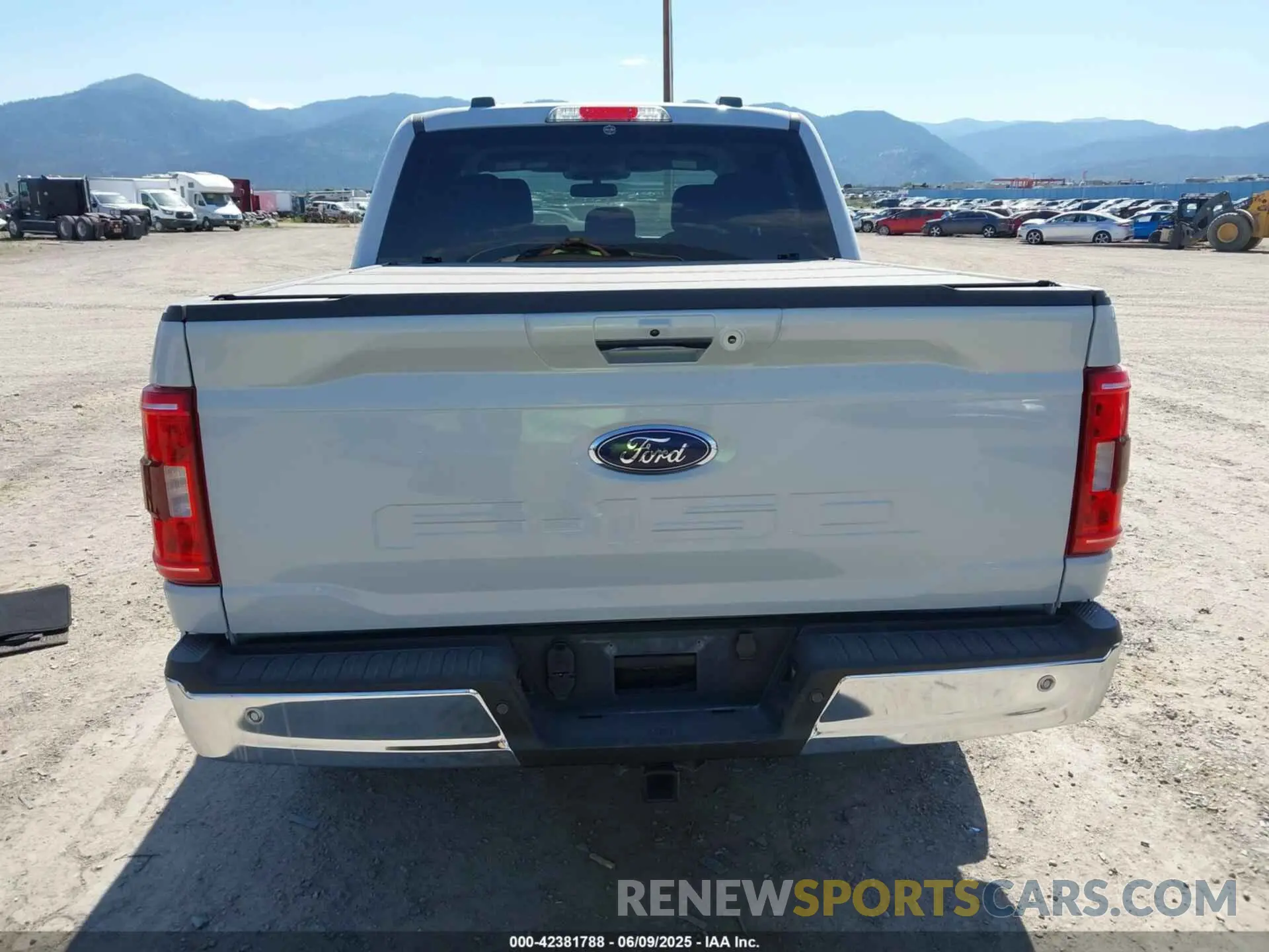 16 fotografías del automóvil dañado 1FTEW1EBXNKD42720 FORD F-150 2022