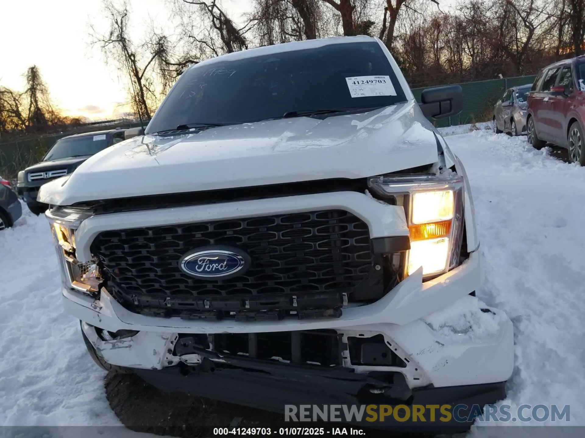 12 fotografías del automóvil dañado 1FTEW1EP1NFA62317 FORD F-150 2022