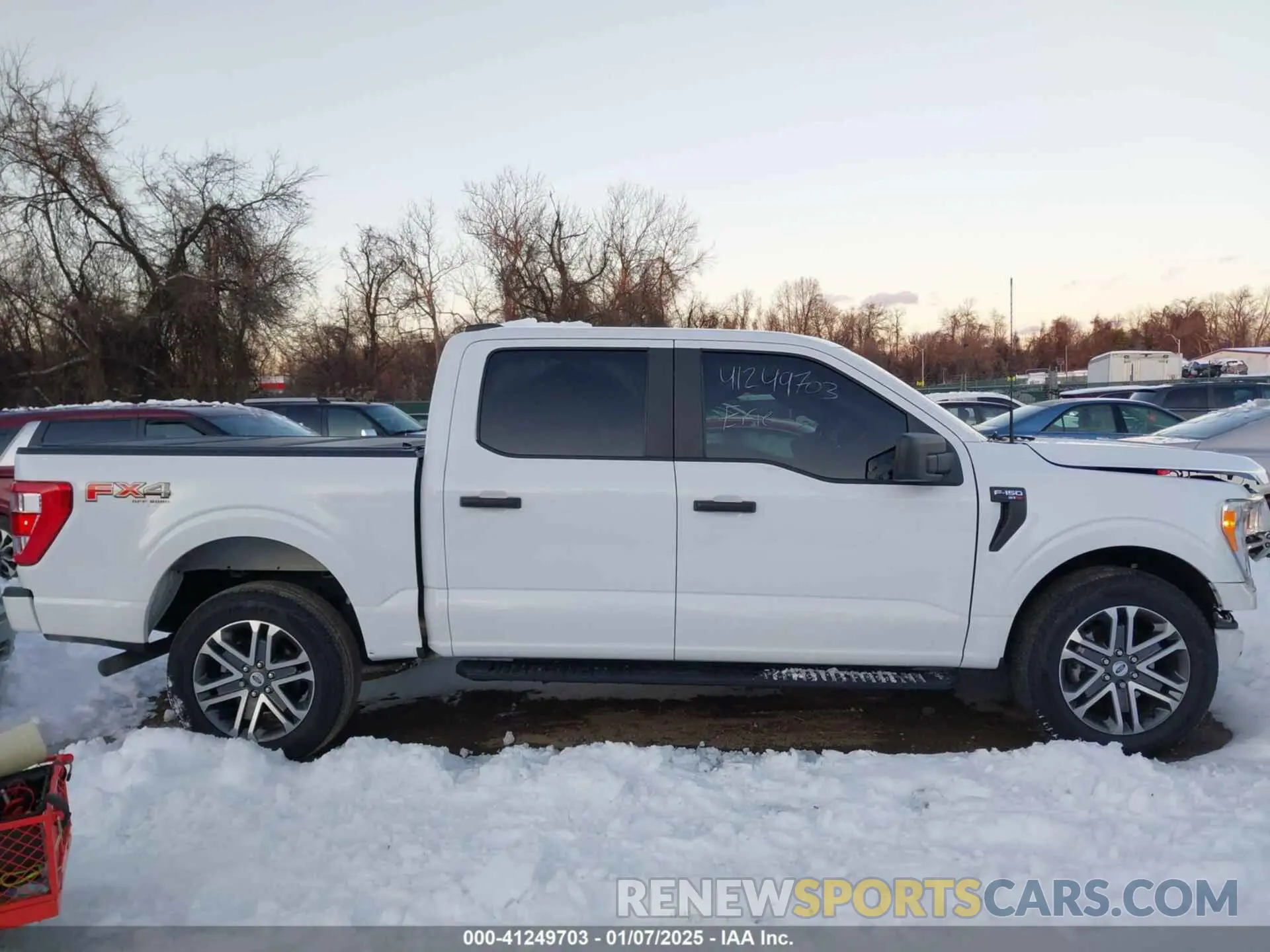 13 fotografías del automóvil dañado 1FTEW1EP1NFA62317 FORD F-150 2022