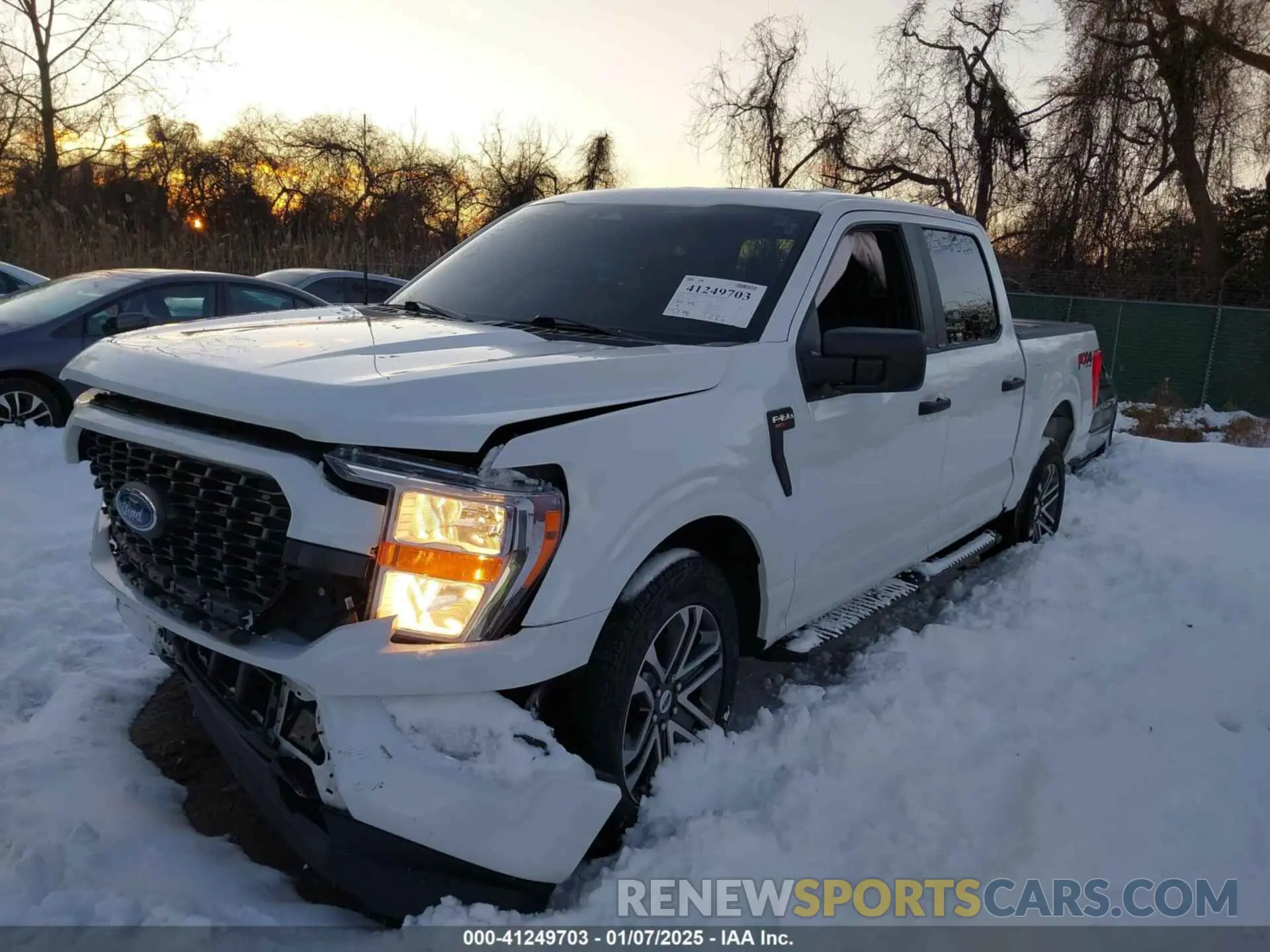 2 fotografías del automóvil dañado 1FTEW1EP1NFA62317 FORD F-150 2022