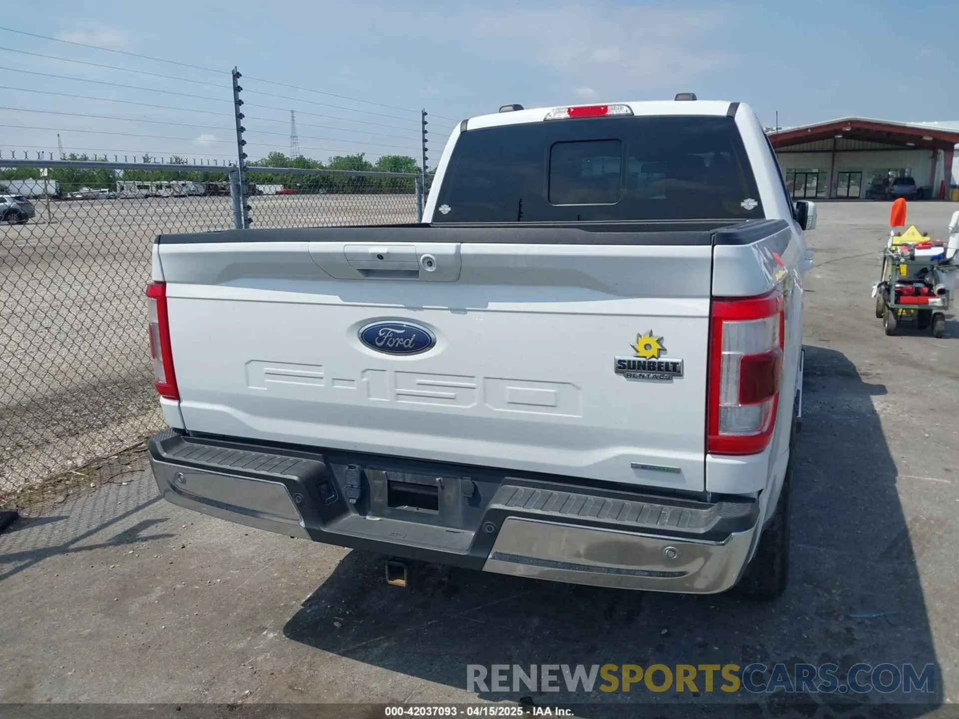 16 fotografías del automóvil dañado 1FTEW1EP1NKE36822 FORD F-150 2022