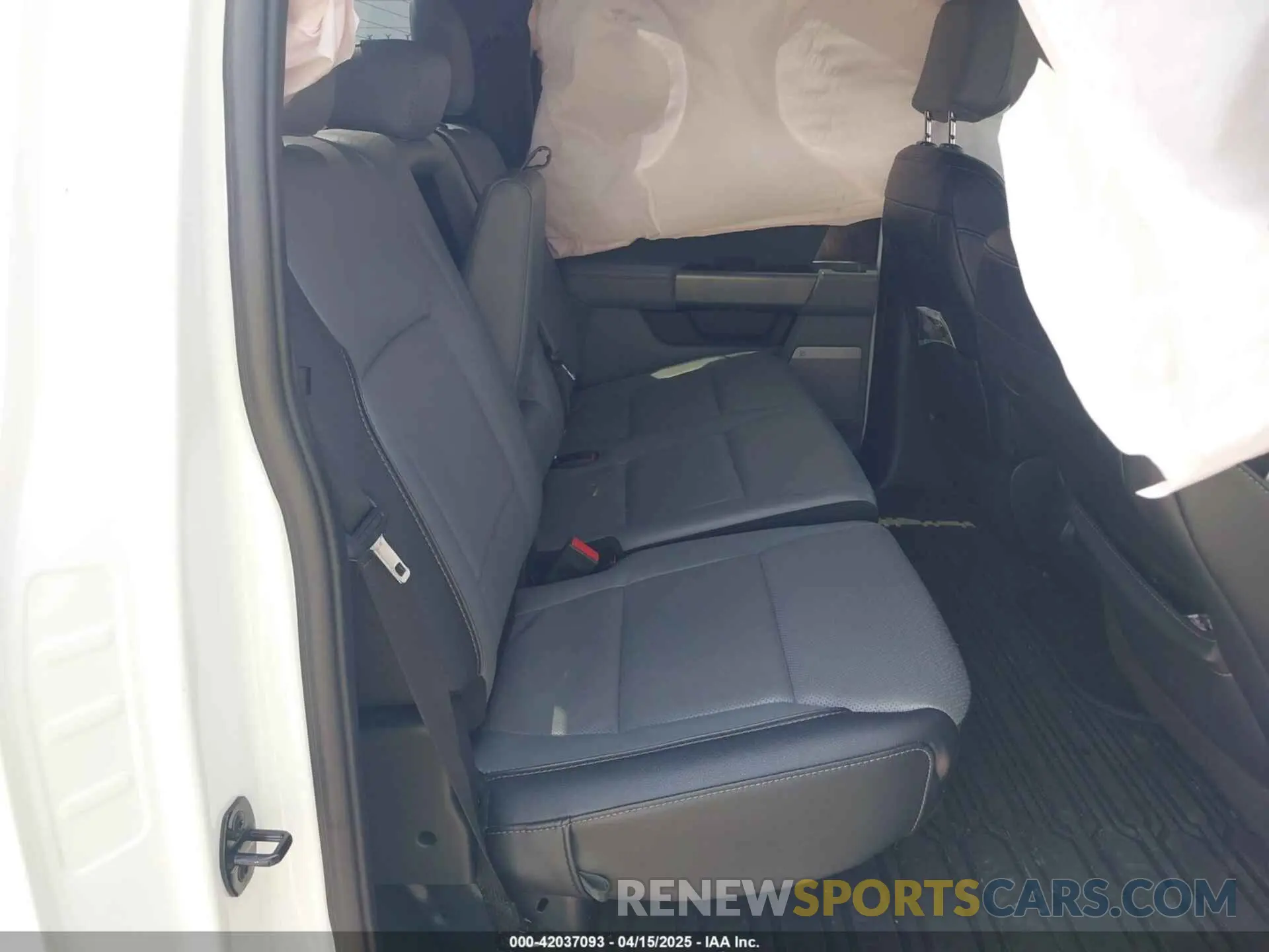 8 fotografías del automóvil dañado 1FTEW1EP1NKE36822 FORD F-150 2022