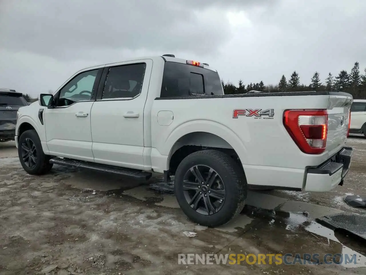 2 fotografías del automóvil dañado 1FTEW1EP4NFA32647 FORD F-150 2022