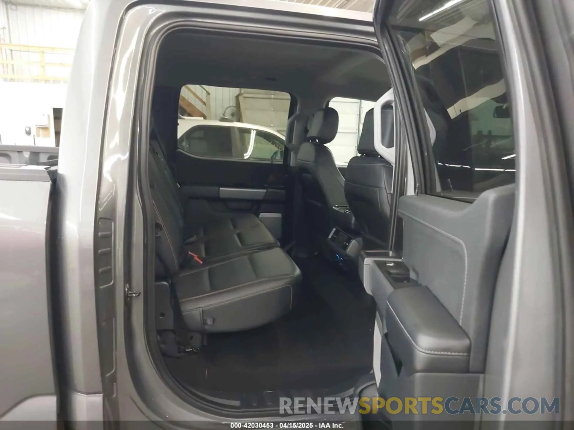 8 fotografías del automóvil dañado 1FTEW1EP4NKD40845 FORD F-150 2022