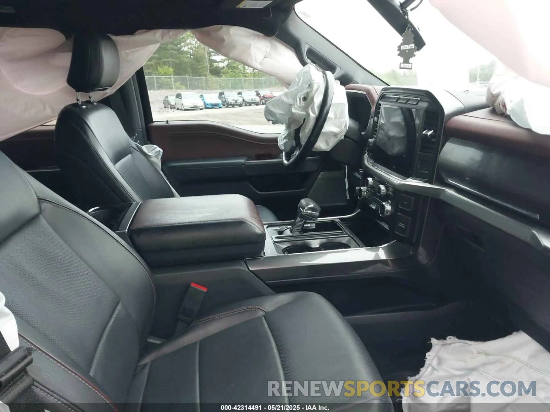 5 fotografías del automóvil dañado 1FTEW1EP5NFB41358 FORD F-150 2022