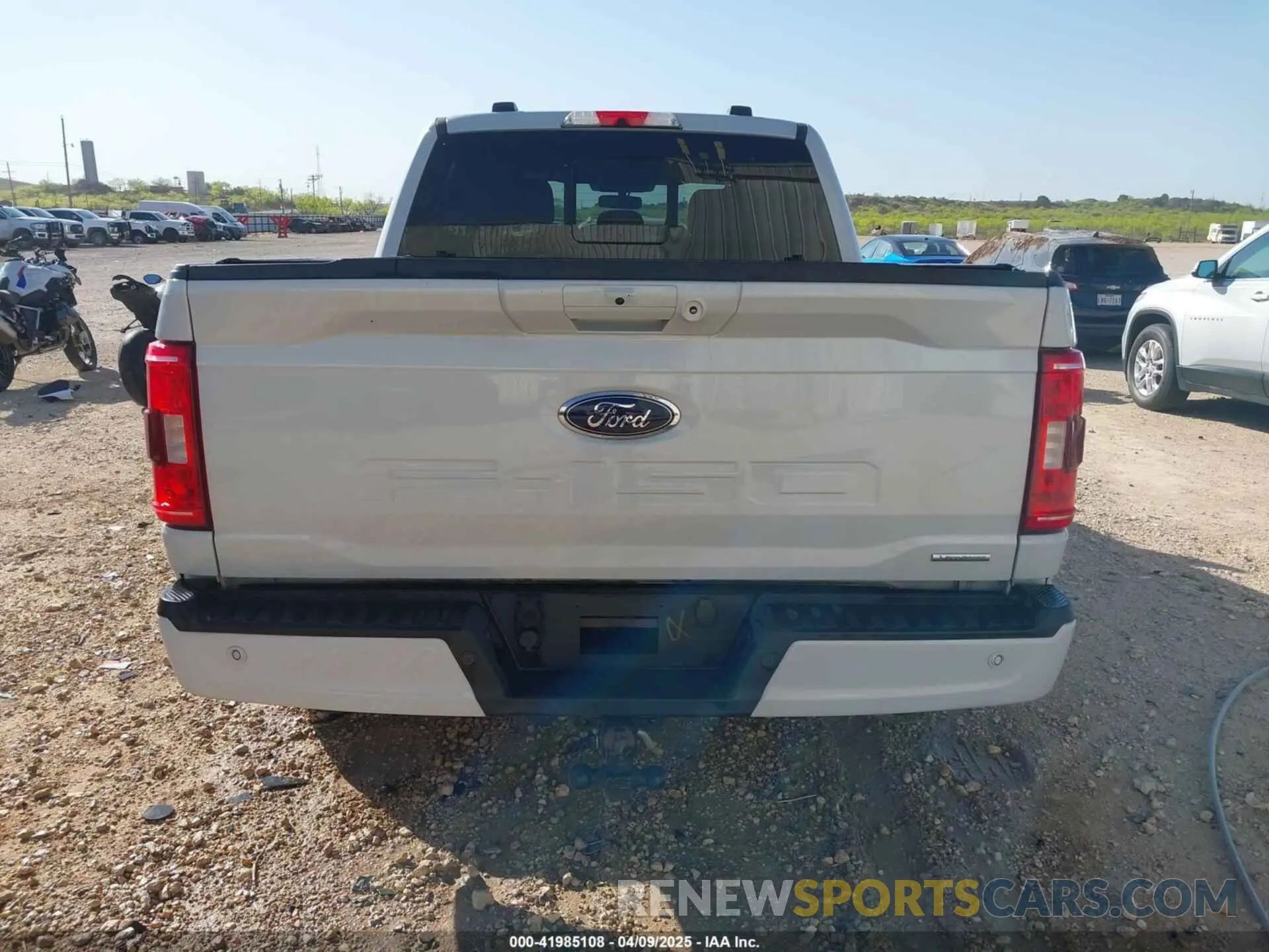 16 fotografías del automóvil dañado 1FTEW1EP6NKD68369 FORD F-150 2022