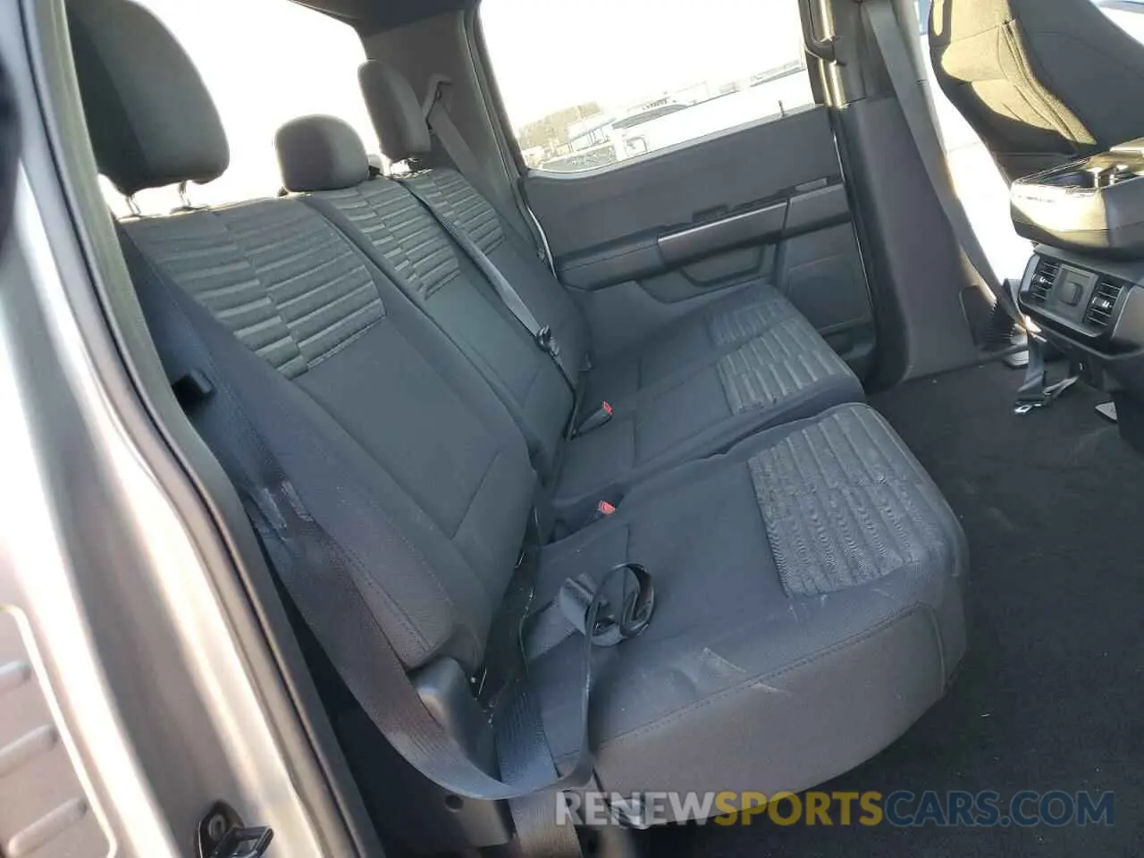 10 fotografías del automóvil dañado 1FTEW1EP9NKE35160 FORD F-150 2022