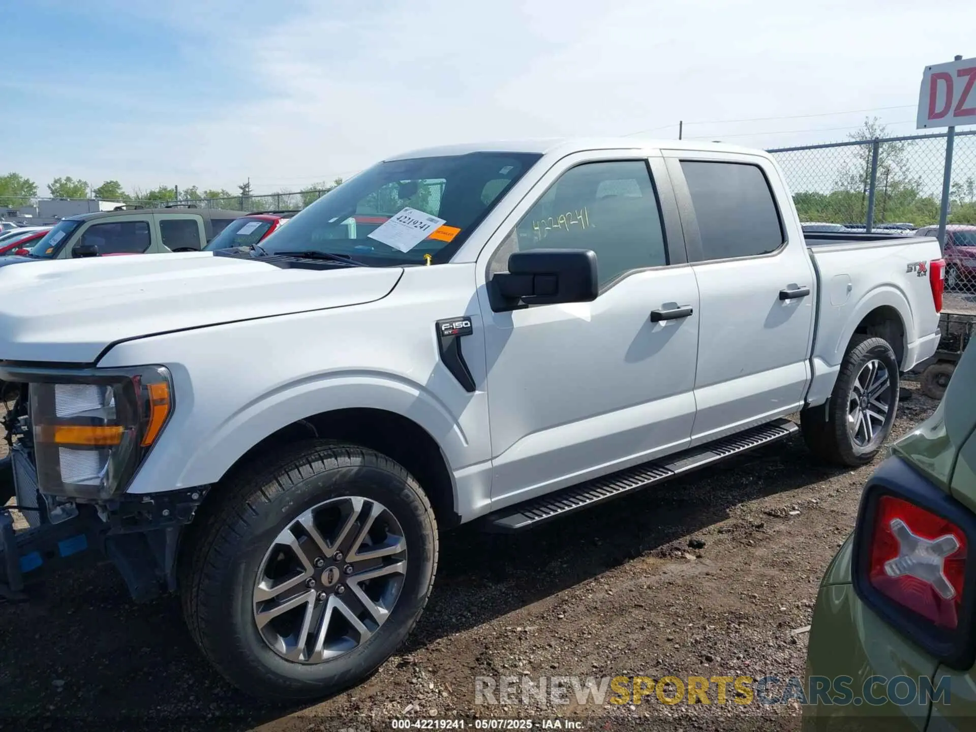 15 fotografías del automóvil dañado 1FTEW1EPXNFB76977 FORD F-150 2022