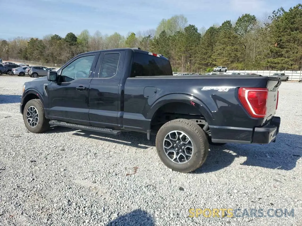 2 fotografías del automóvil dañado 1FTEX1EP5NKF06657 FORD F-150 2022