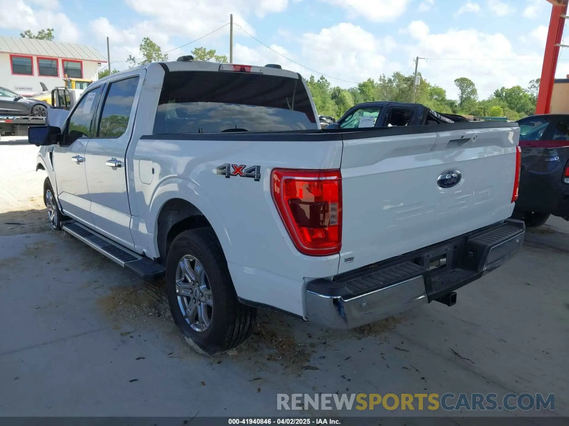 3 fotografías del automóvil dañado 1FTFW1E55NFB73942 FORD F-150 2022