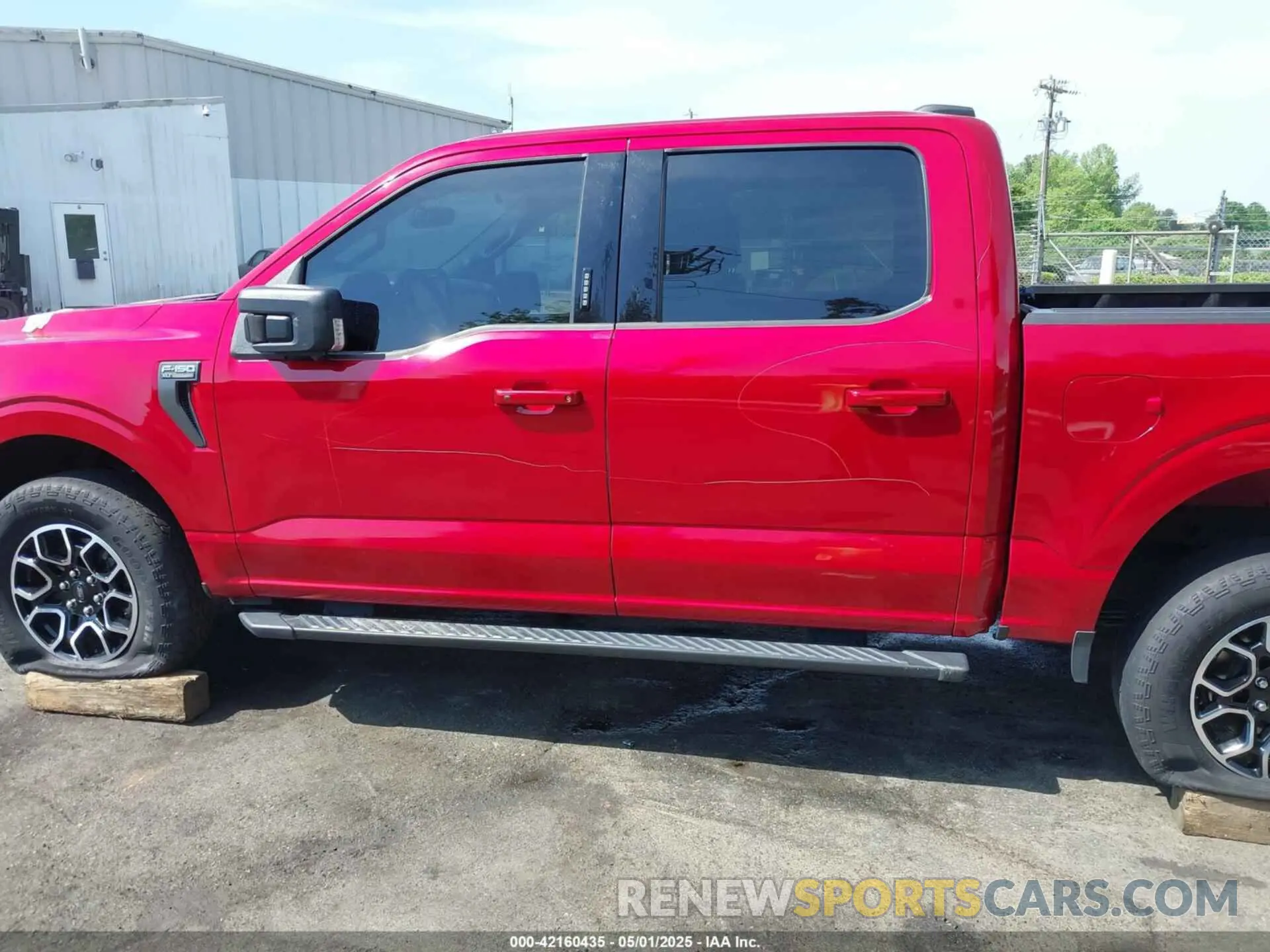 14 fotografías del automóvil dañado 1FTFW1E56NKE44269 FORD F-150 2022