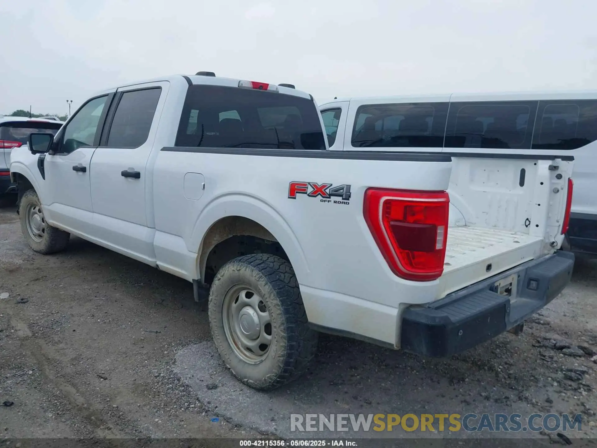 3 fotografías del automóvil dañado 1FTFW1E57NKE11717 FORD F-150 2022